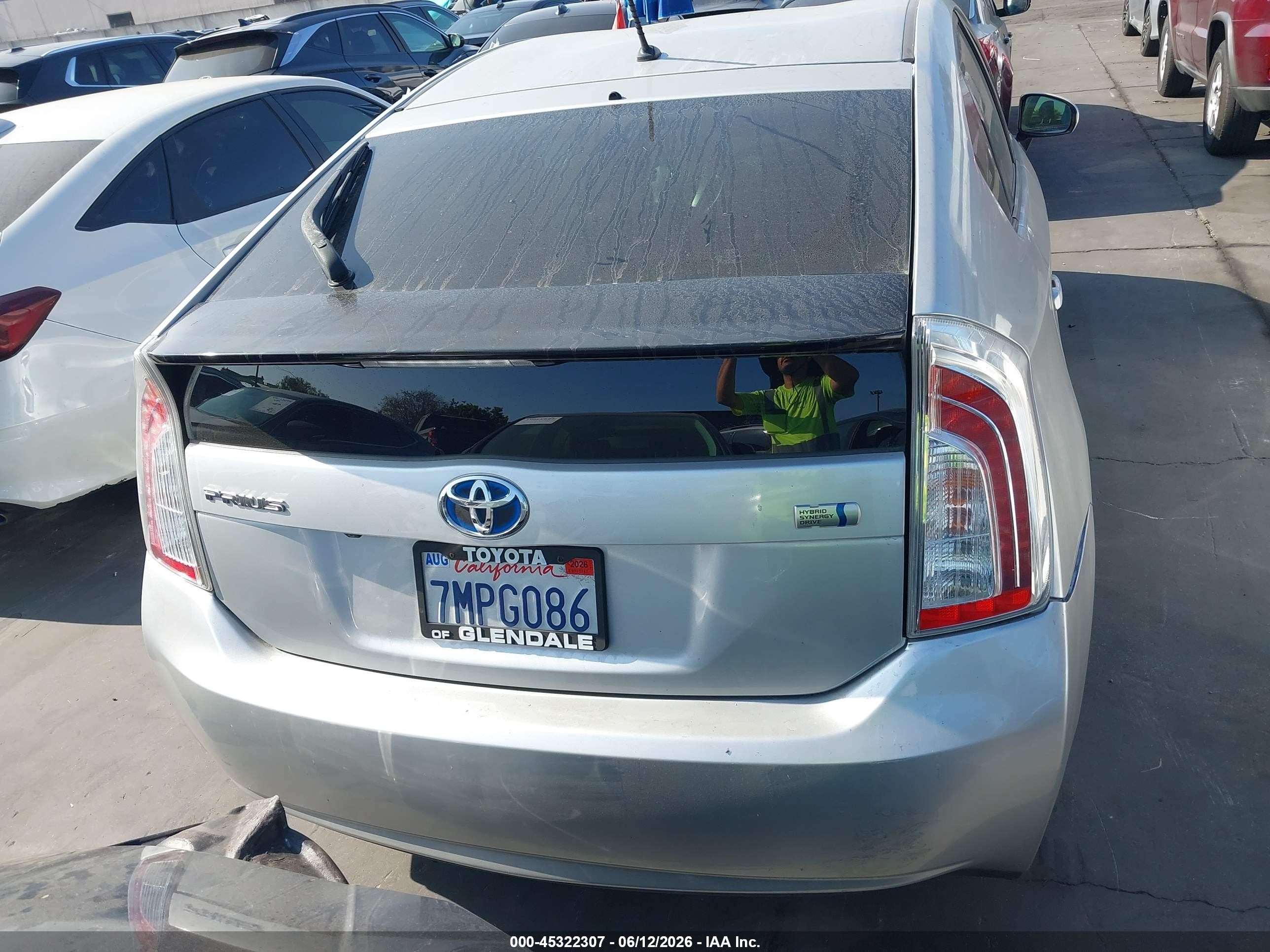 2015 Toyota Prius Two Silver vin: JTDKN3DU8F0462064