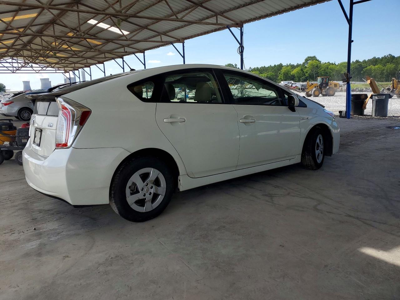 2015 Toyota Prius Two White vin: JTDKN3DU8F0464087