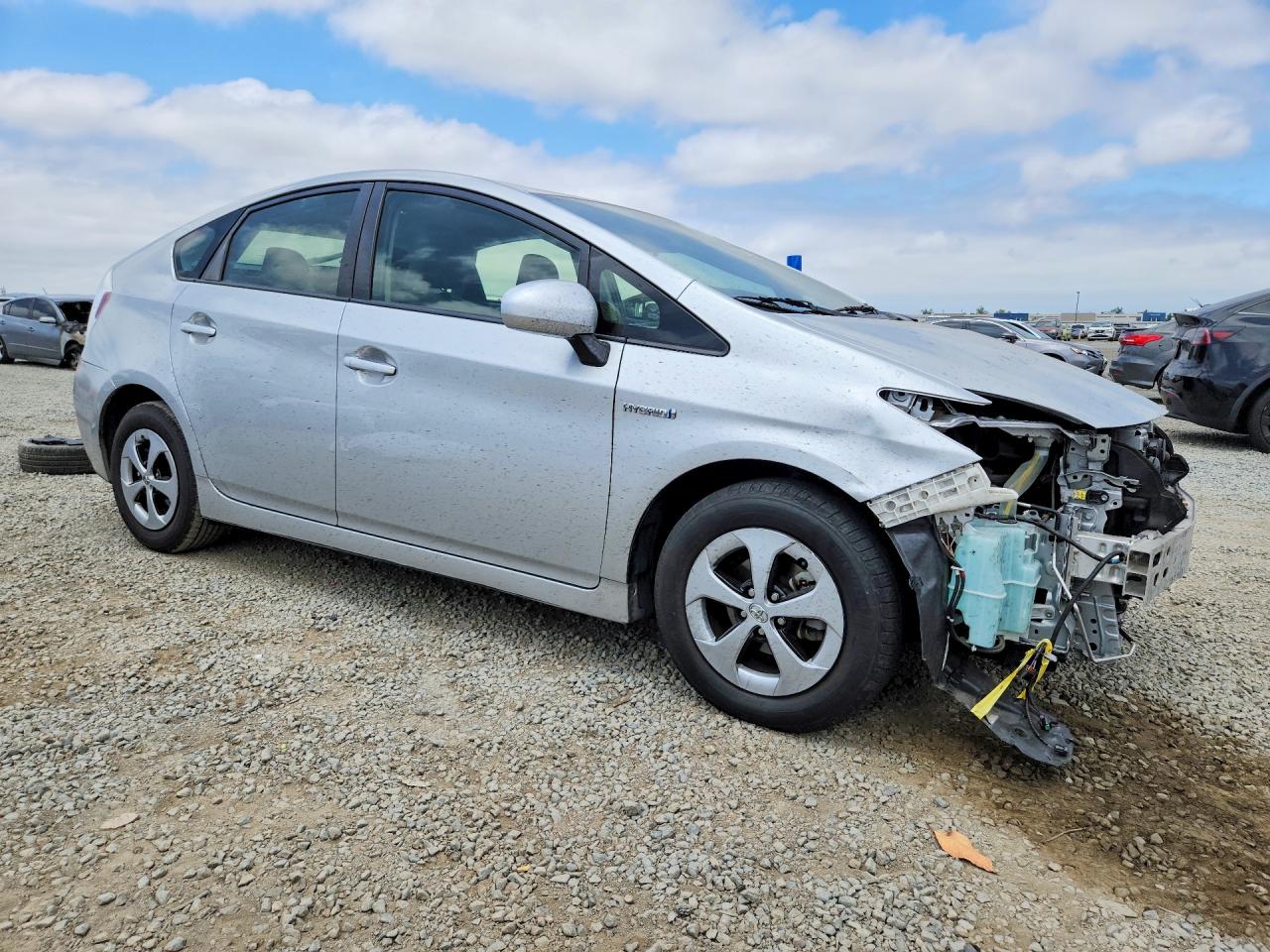 2015 Toyota Prius Two Silver vin: JTDKN3DU8F0465613