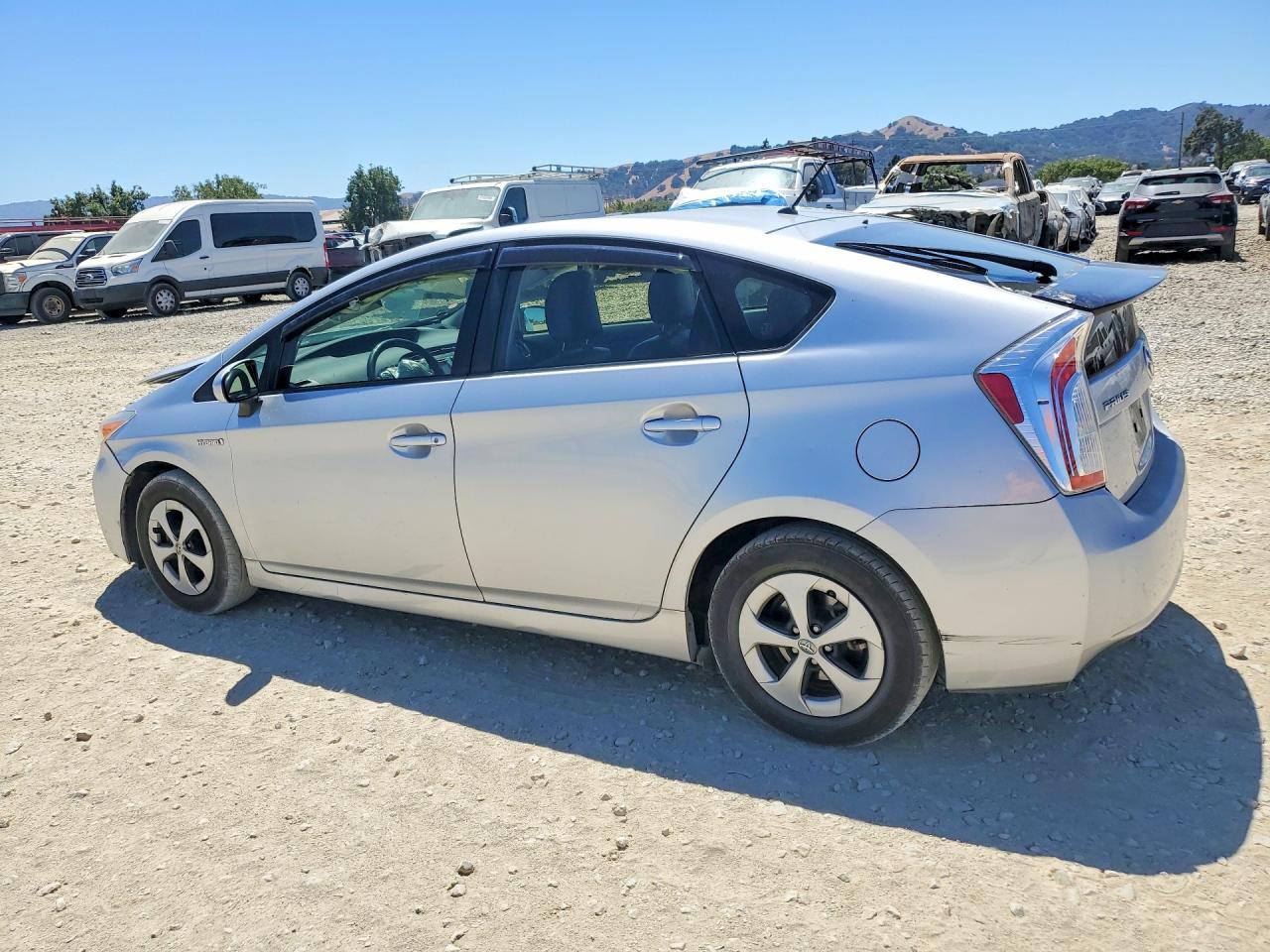 2015 Toyota Prius Two Silver vin: JTDKN3DU8F0485263