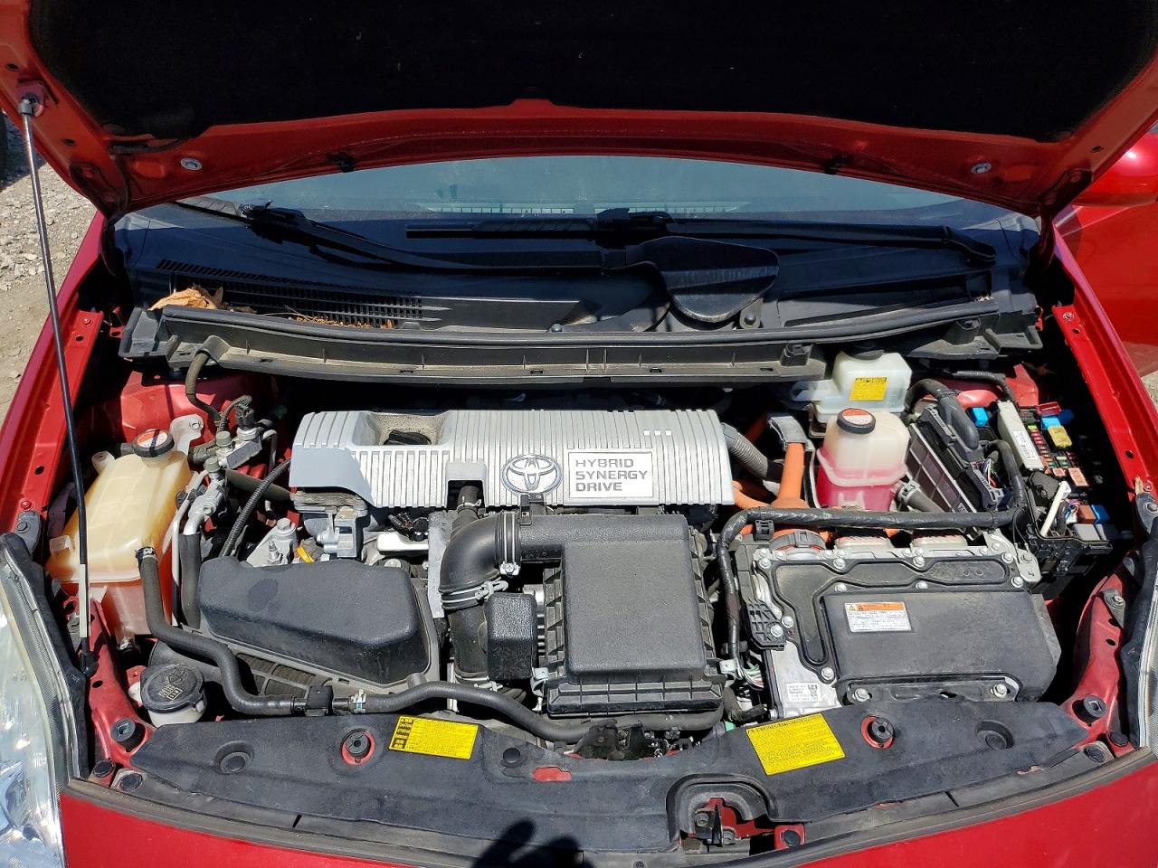 2015 Toyota Prius Two Red vin: JTDKN3DU8F1878142