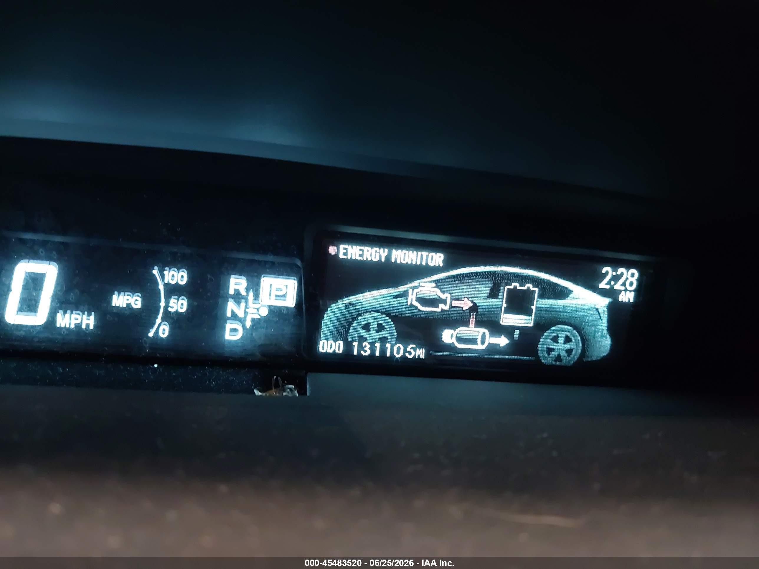 2015 Toyota Prius Three Green vin: JTDKN3DU8F1880988