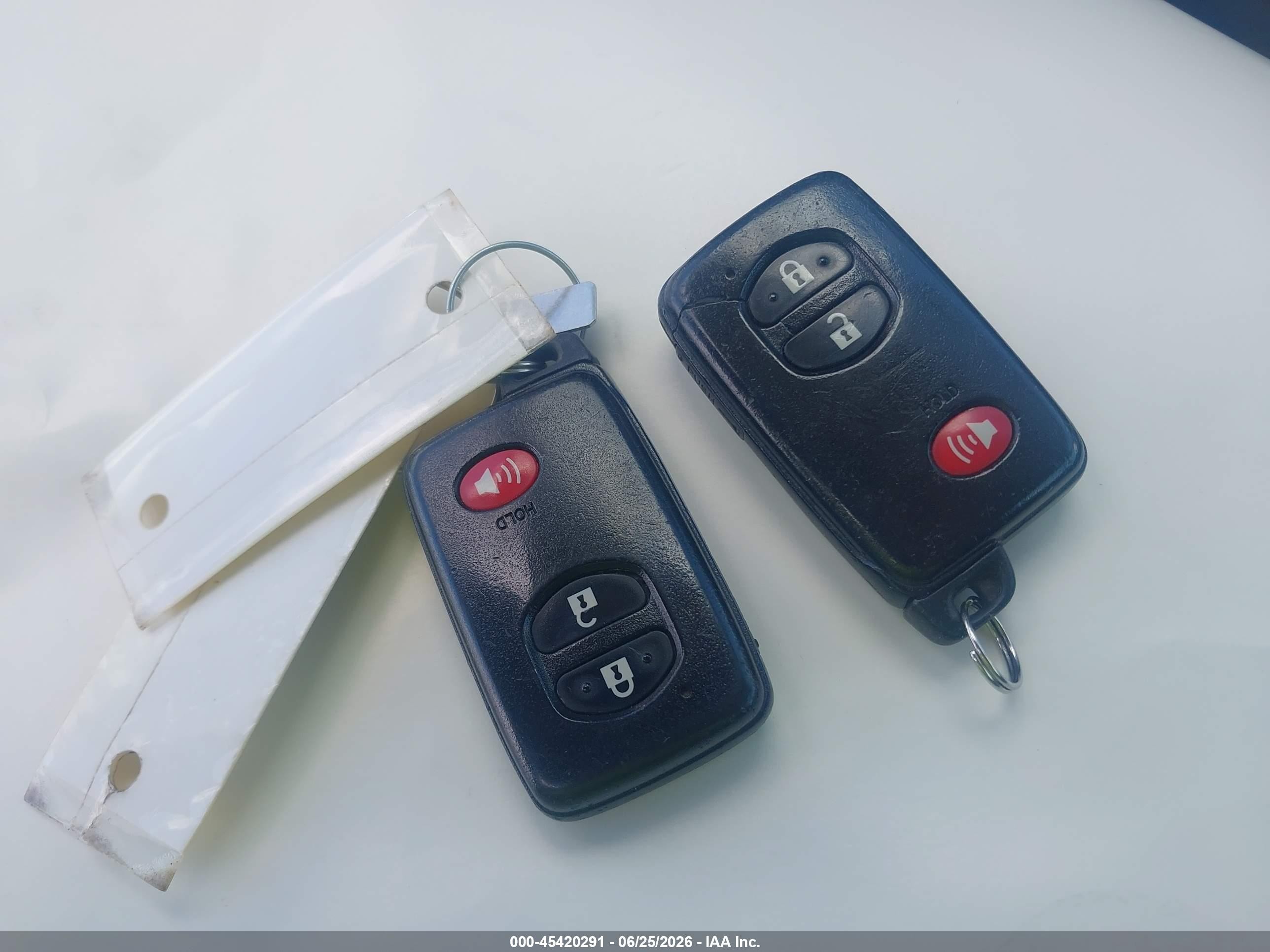 2015 Toyota Prius Two Silver vin: JTDKN3DU8F1882143
