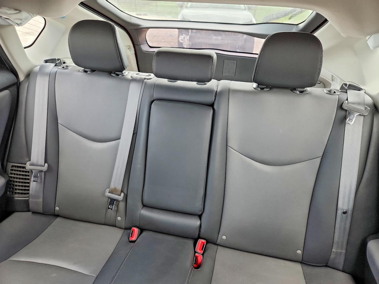 2015 Toyota Prius Red vin: JTDKN3DU8F1890887