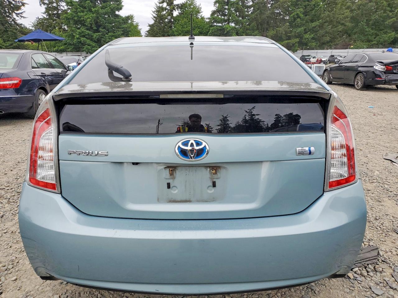 2015 Toyota Prius Two Blue vin: JTDKN3DU8F1899962