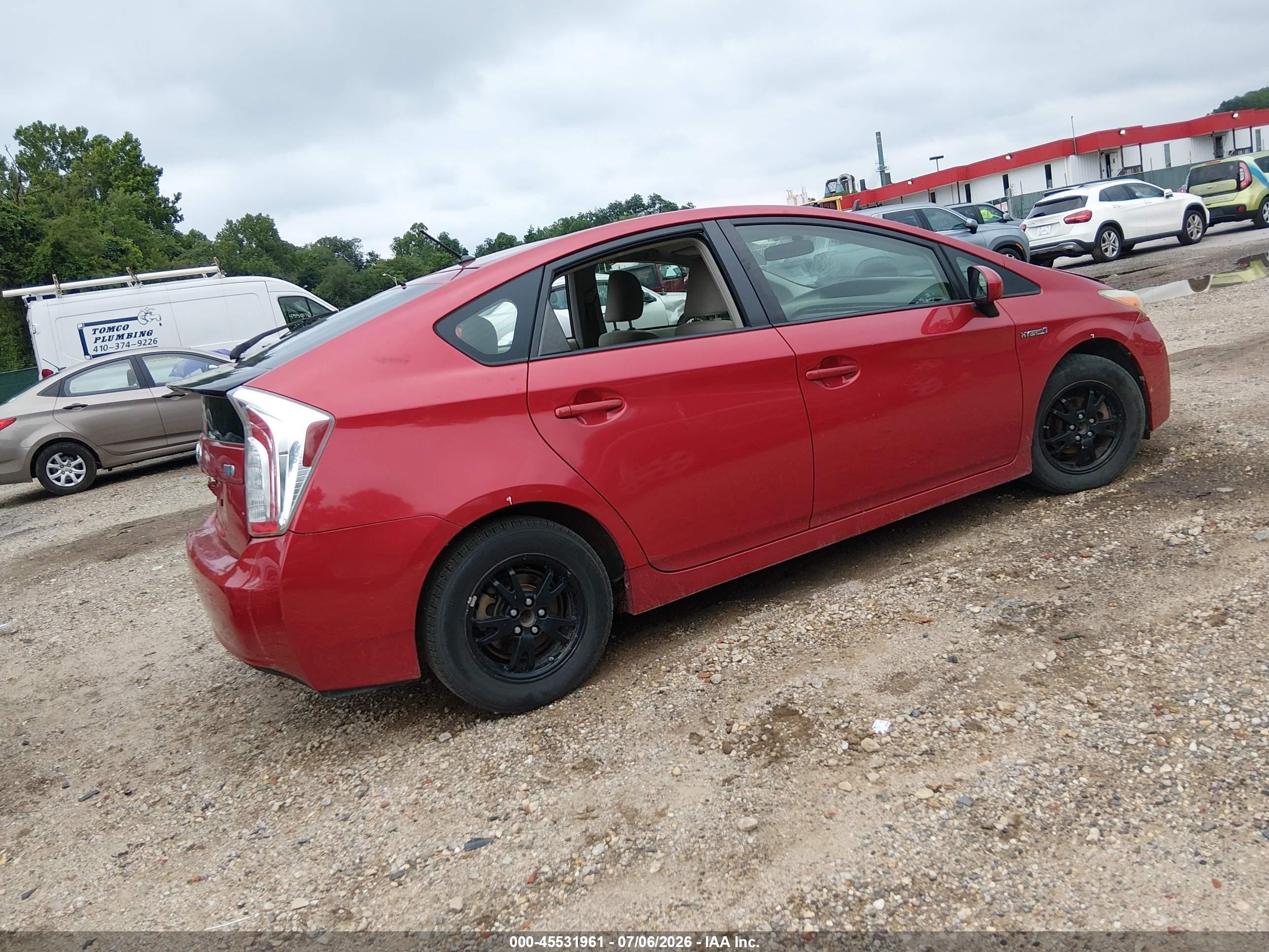 2015 Toyota Prius Two Red vin: JTDKN3DU8F1914749