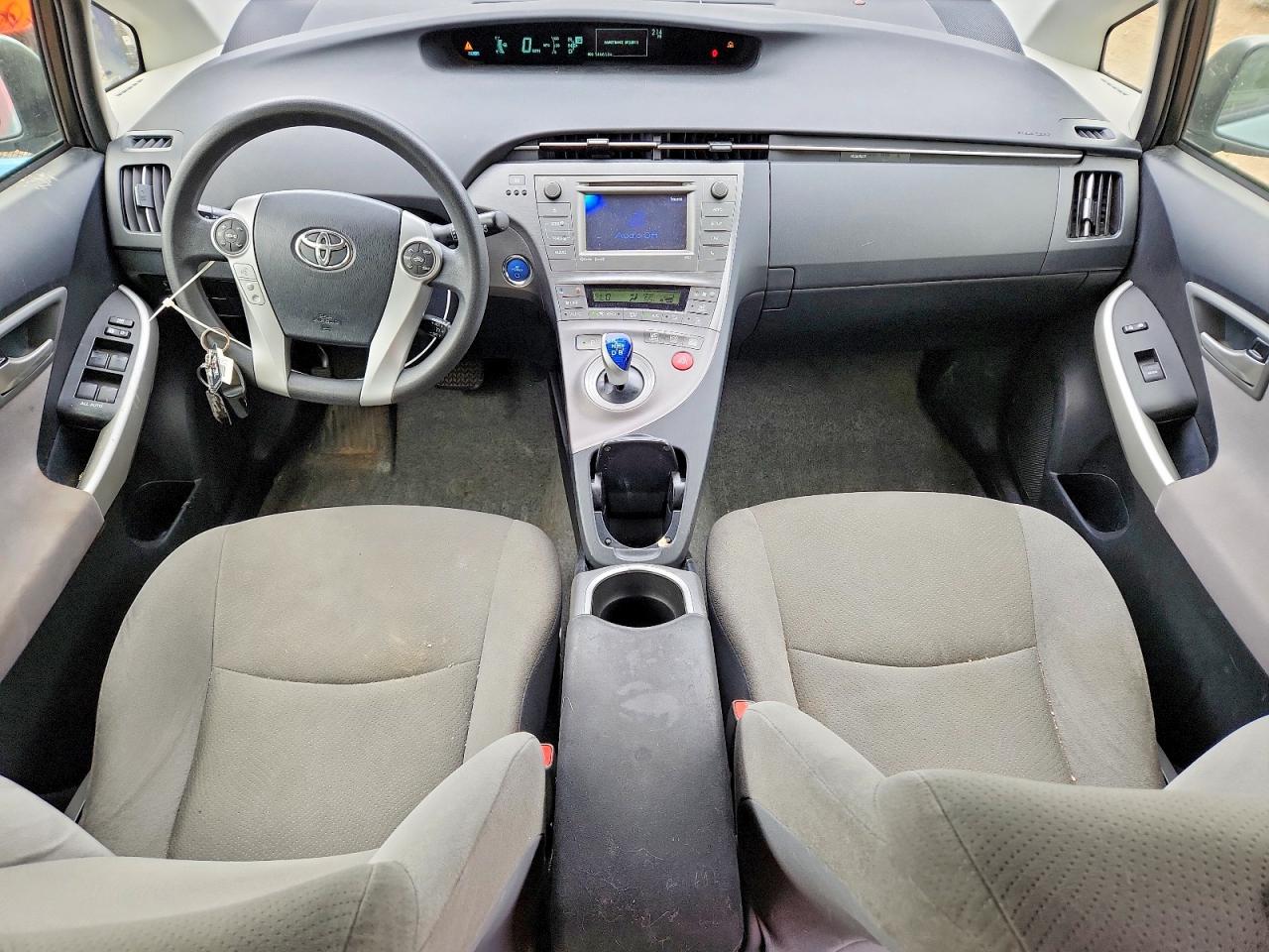 2015 Toyota Prius Three Синий vin: JTDKN3DU8F1920146