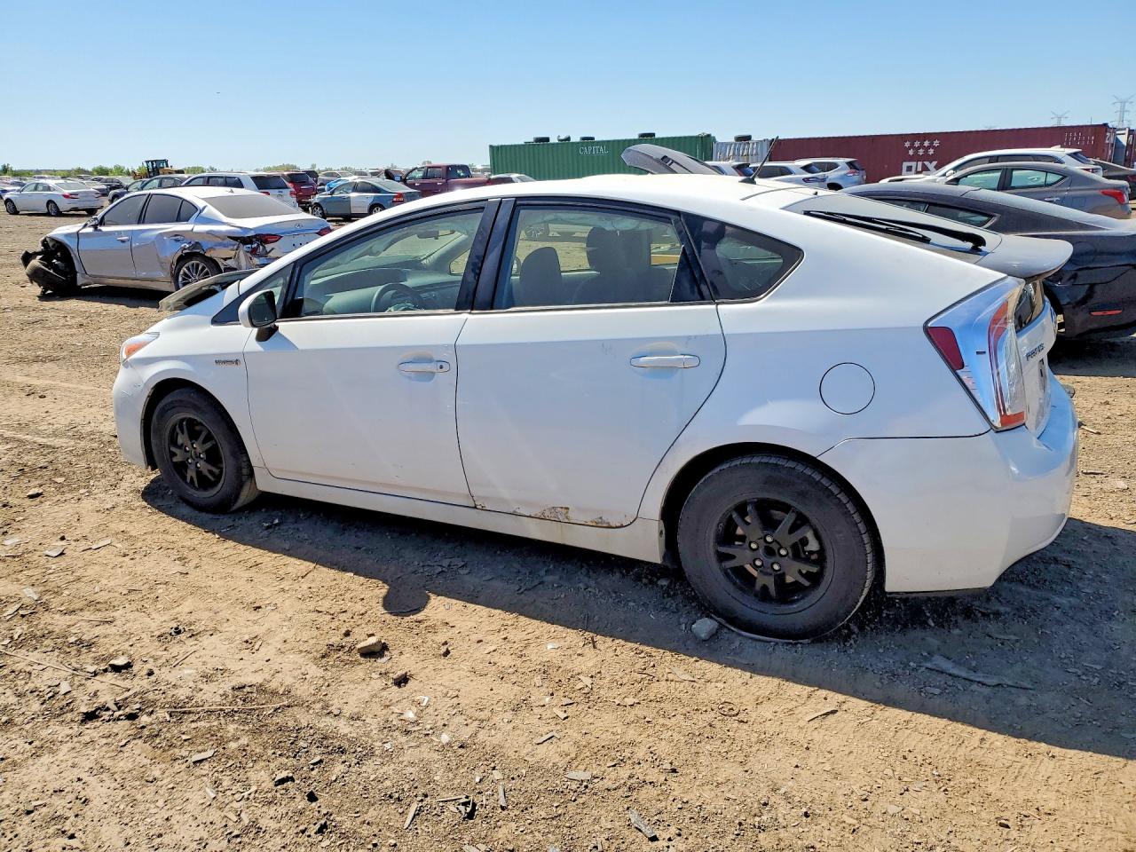 2015 Toyota Prius Two White vin: JTDKN3DU8F1921216