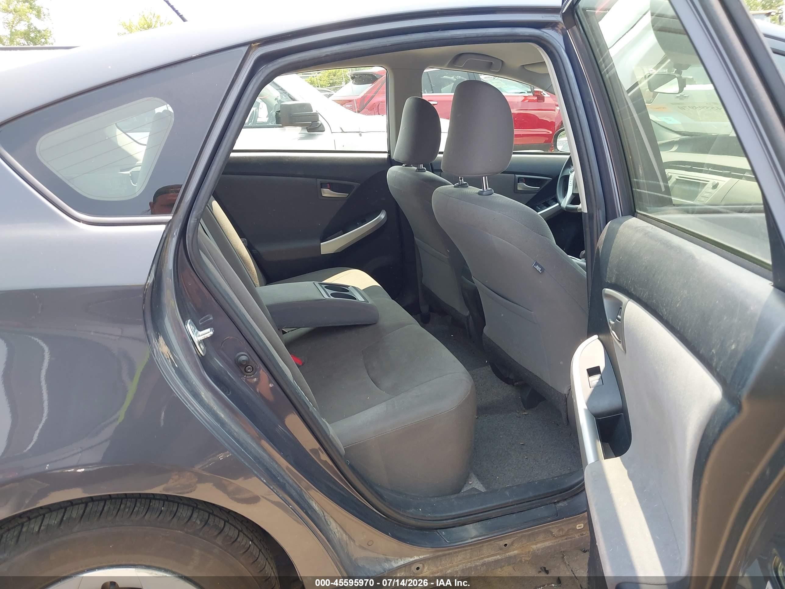 2015 Toyota Prius   Gray vin: JTDKN3DU8F1921524