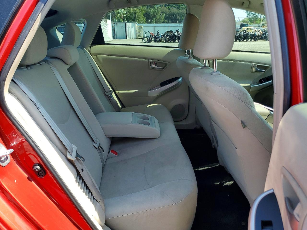 2015 Toyota Prius Two Red vin: JTDKN3DU8F1925623