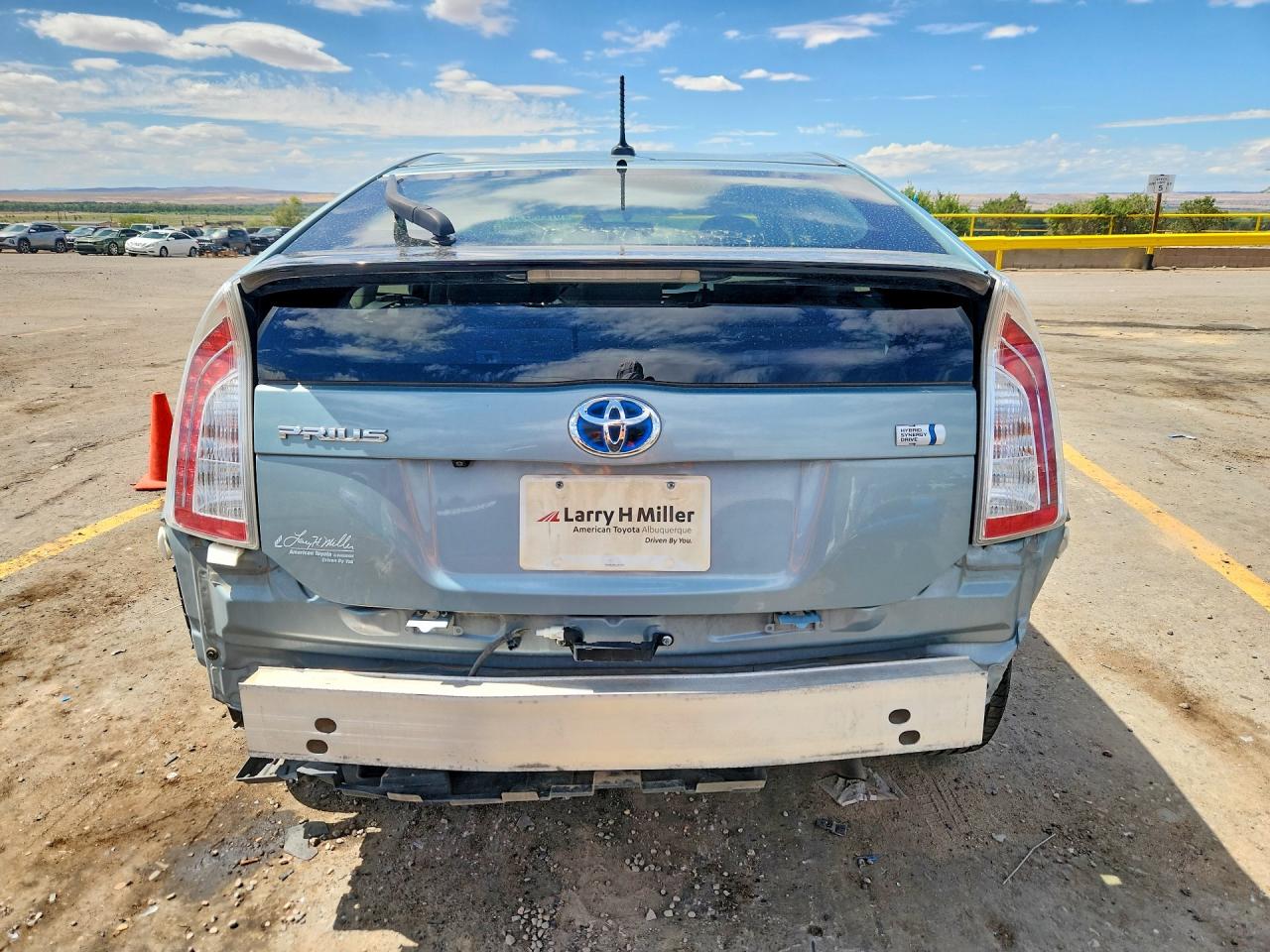 2015 Toyota Prius Three Blue vin: JTDKN3DU8F1968438