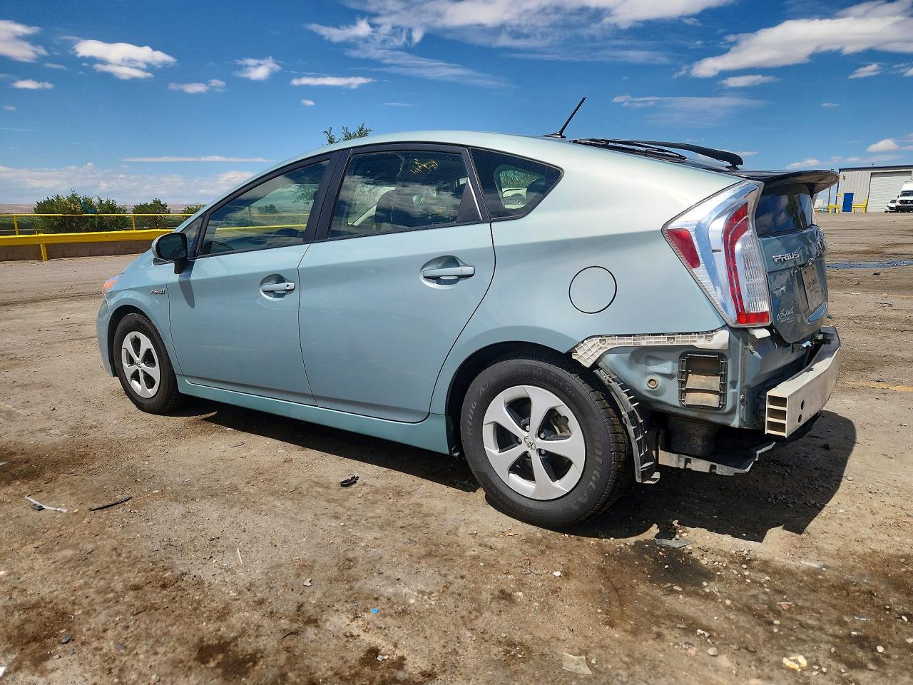 2015 Toyota Prius Three Blue vin: JTDKN3DU8F1968438