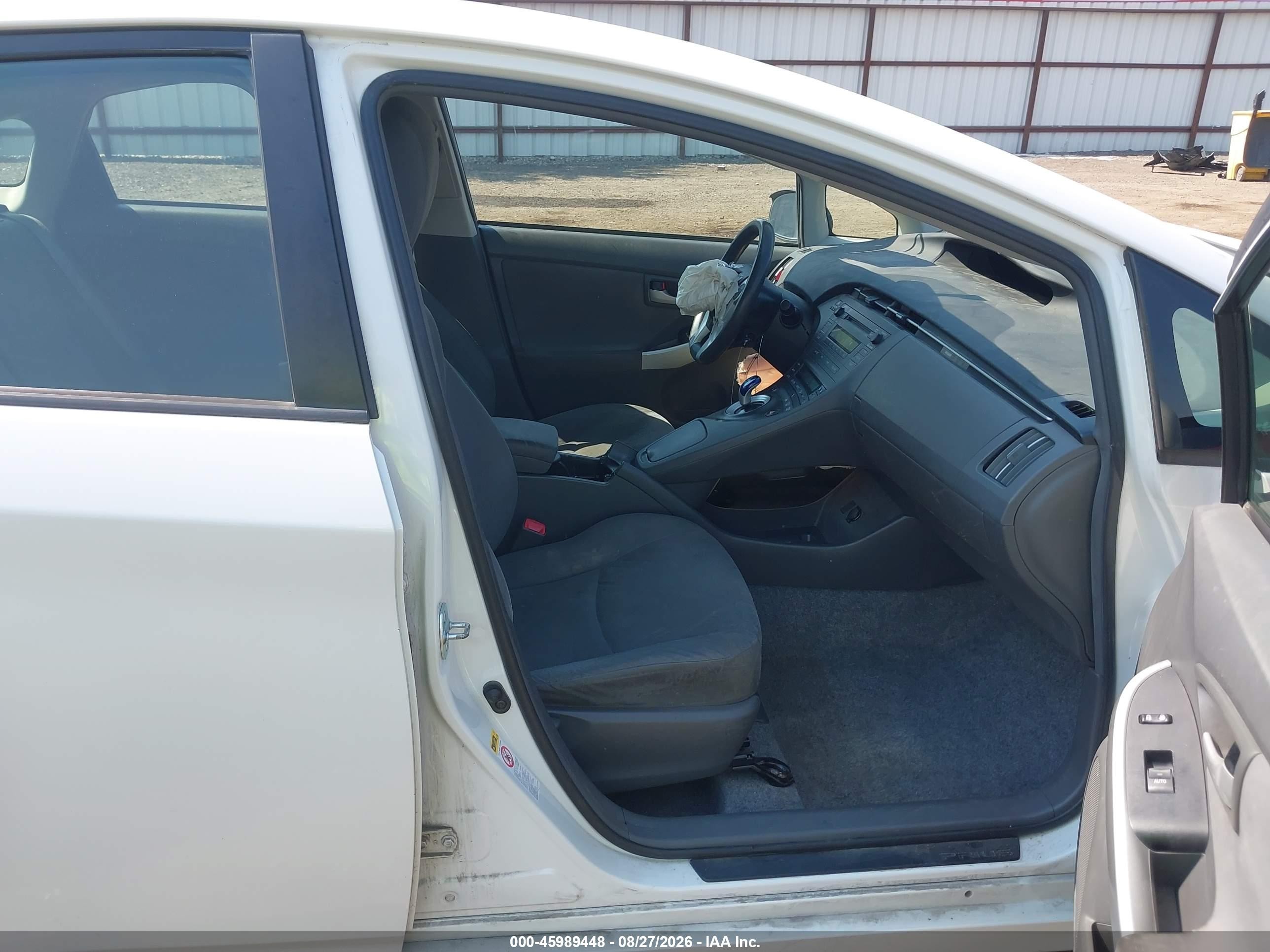2010 Toyota Prius Ii White vin: JTDKN3DU9A0050101