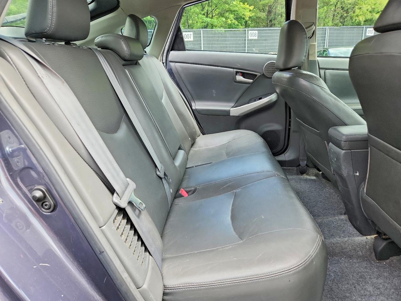 2010 Toyota Prius V Gray vin: JTDKN3DU9A0080280
