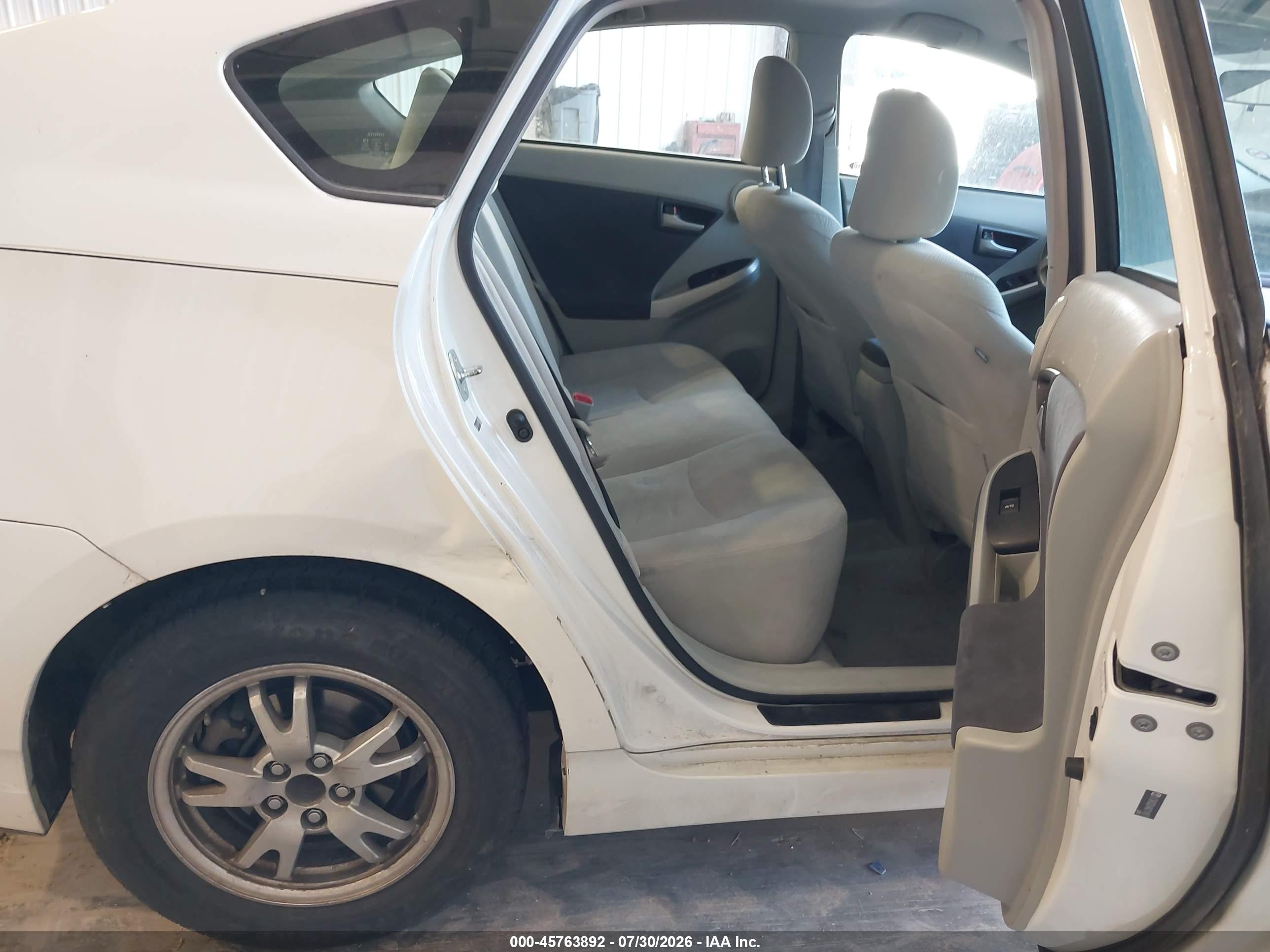 2010 Toyota Prius Iii White vin: JTDKN3DU9A0114511