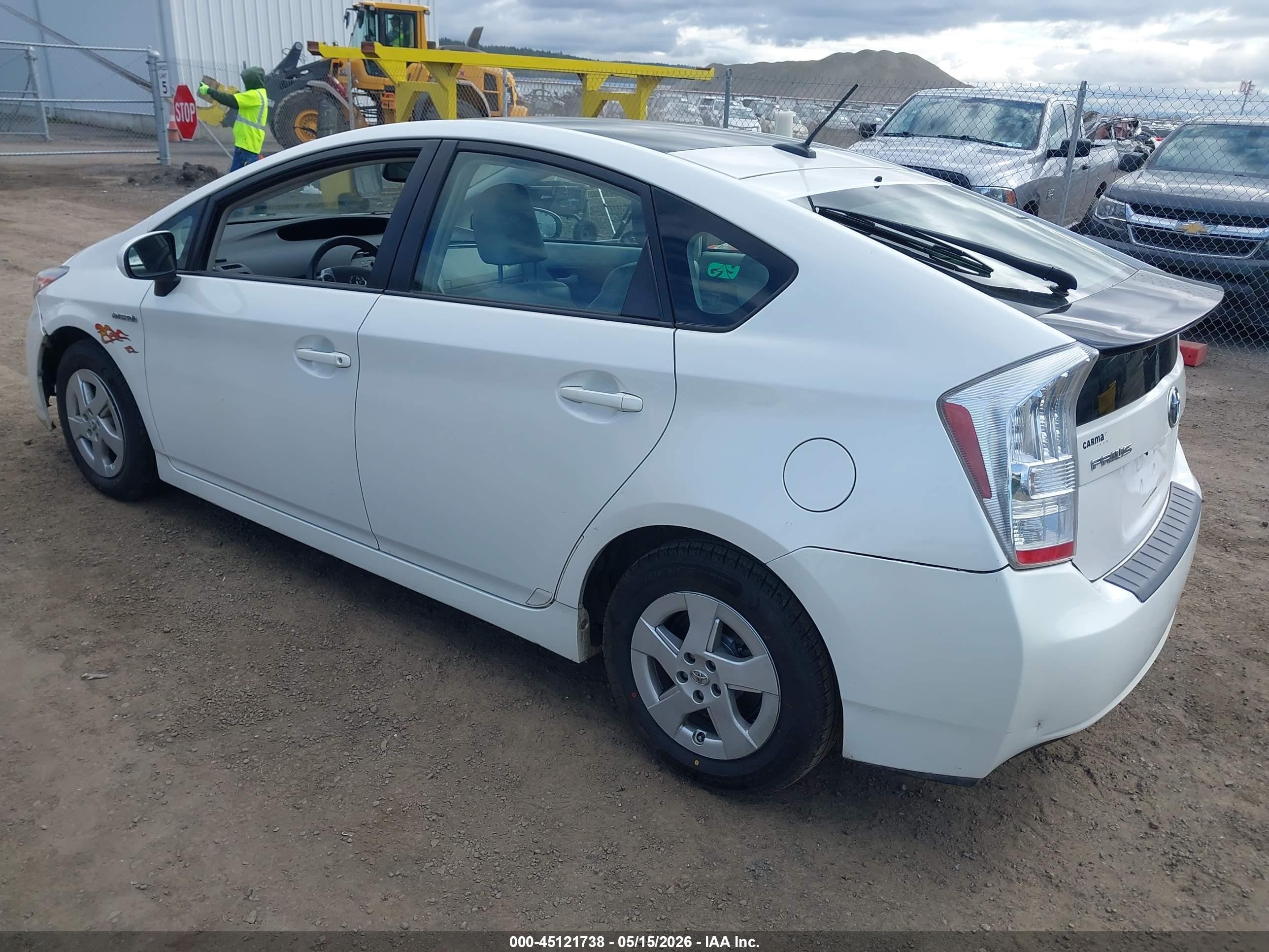 2010 Toyota Prius Iv Белый vin: JTDKN3DU9A0133897