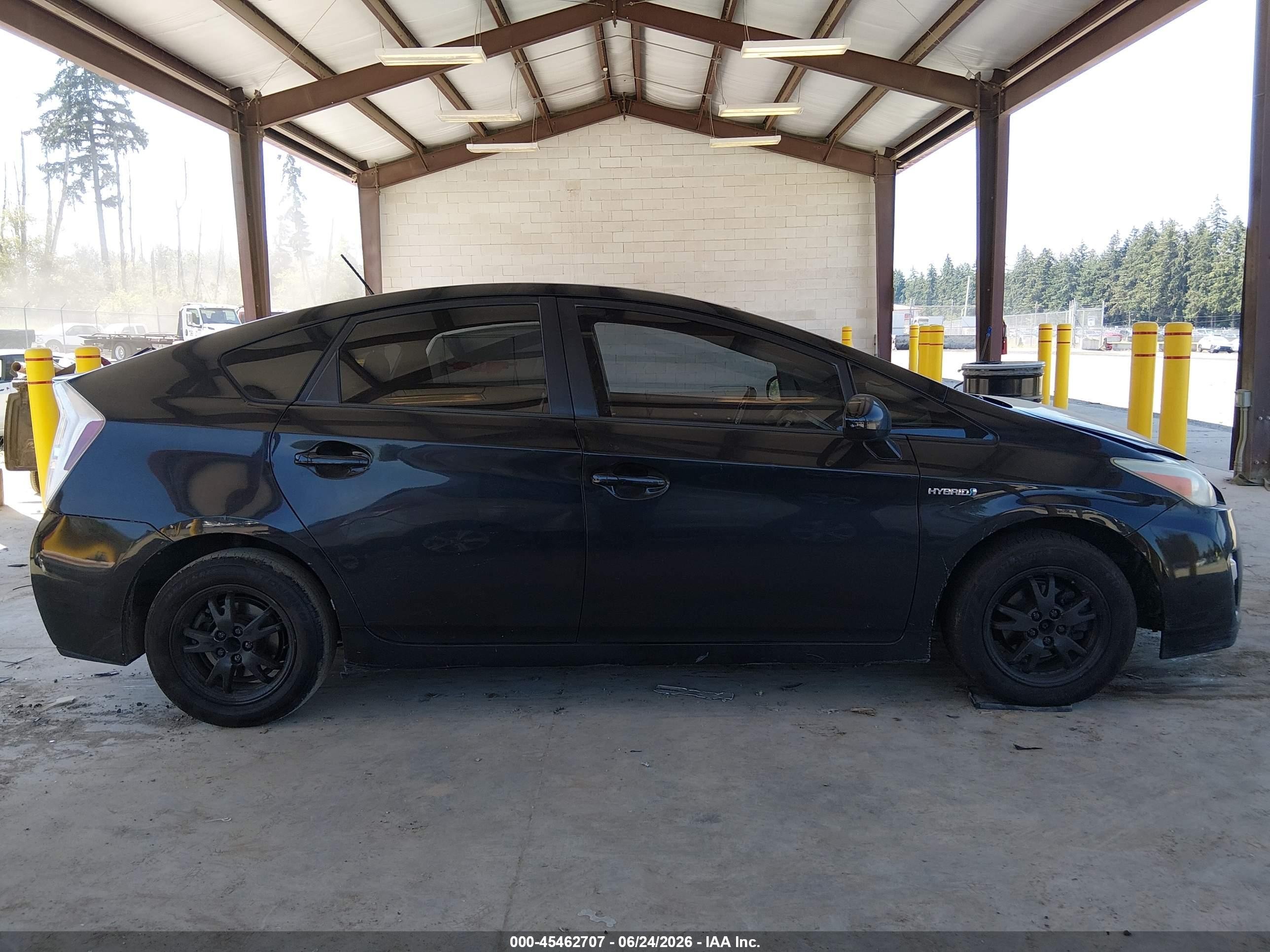 2010 Toyota Prius Iv Black vin: JTDKN3DU9A5068715