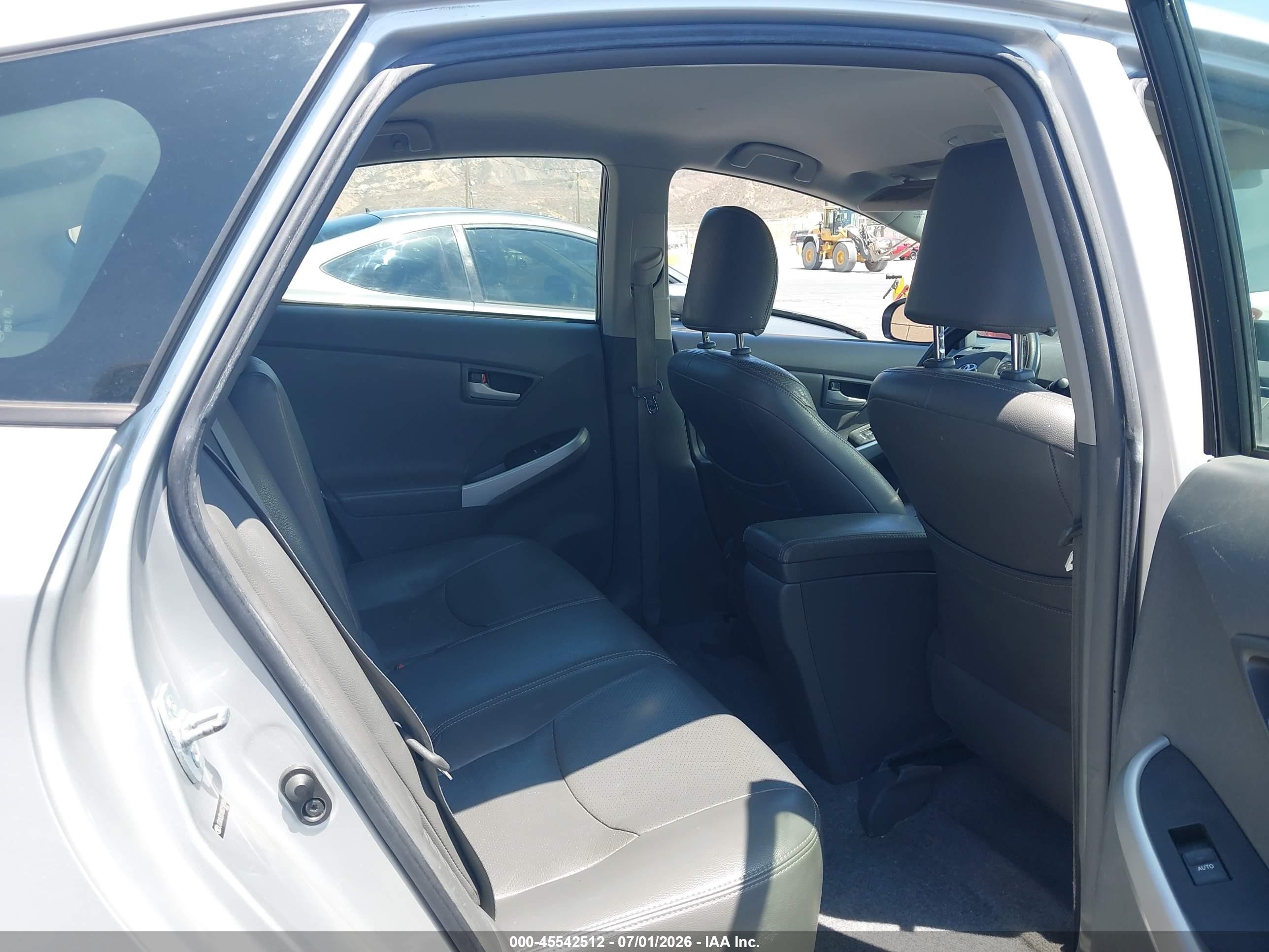2011 Toyota Prius Two Silver vin: JTDKN3DU9B0250106