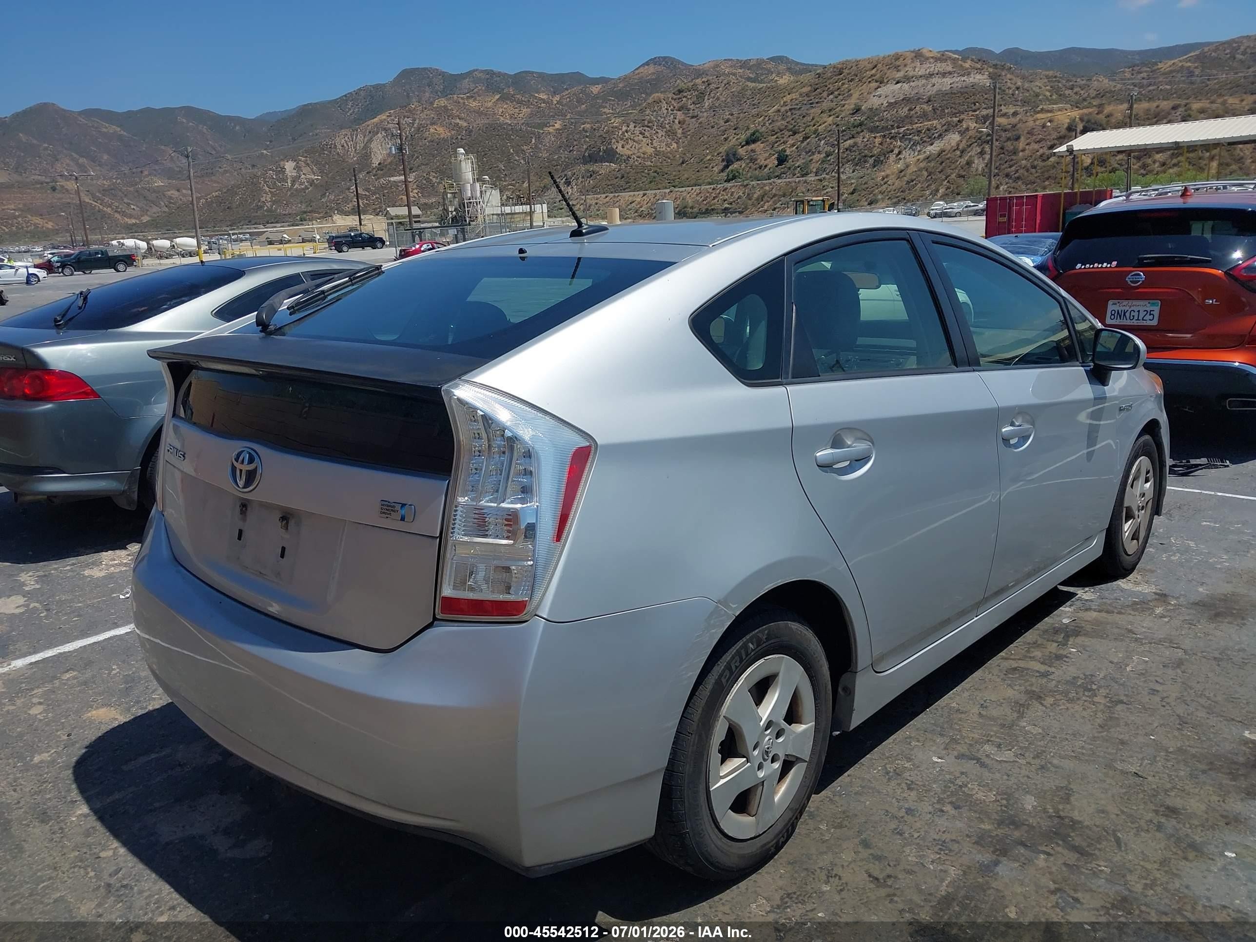 2011 Toyota Prius Two Silver vin: JTDKN3DU9B0250106