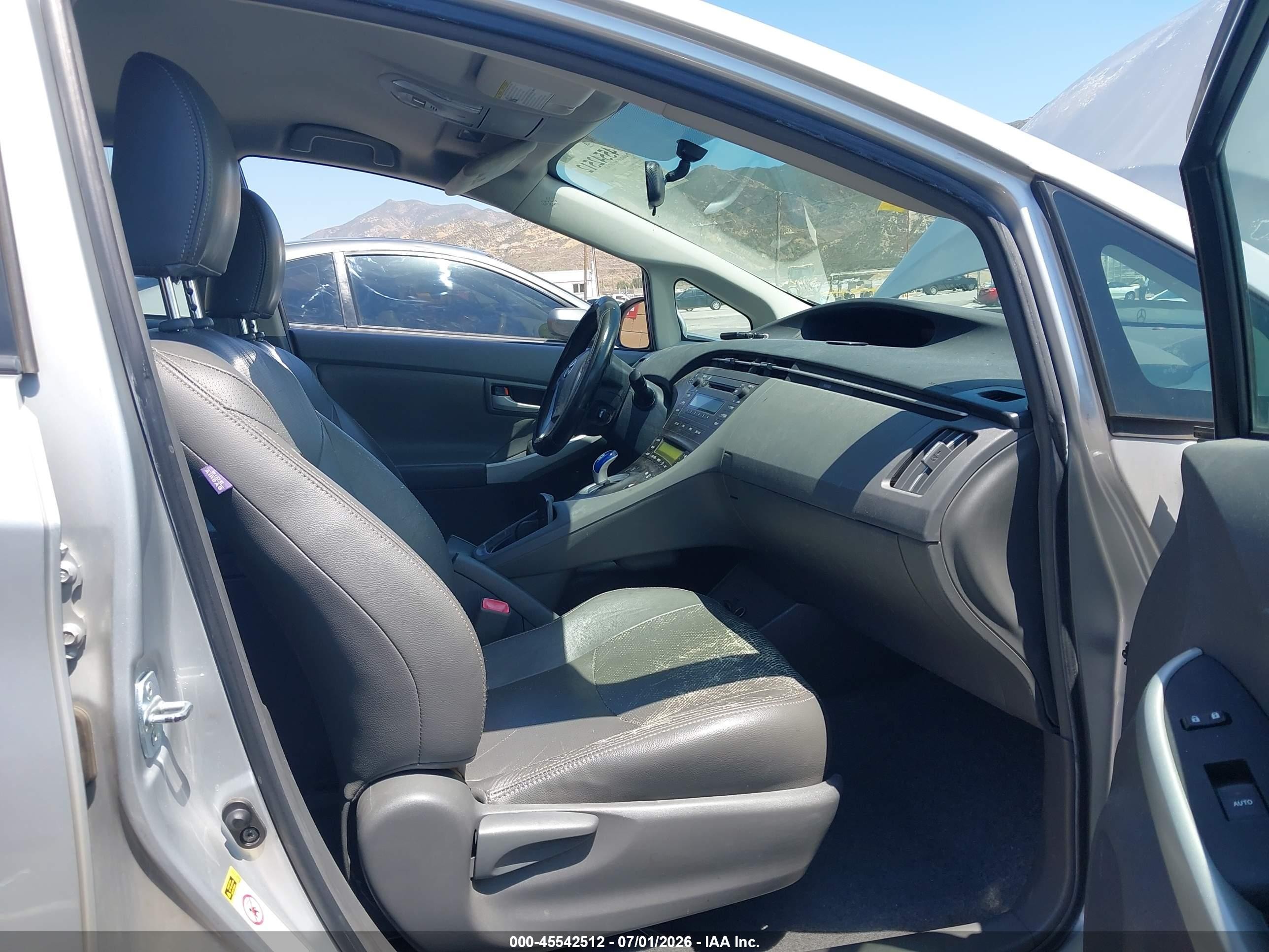 2011 Toyota Prius Two Silver vin: JTDKN3DU9B0250106