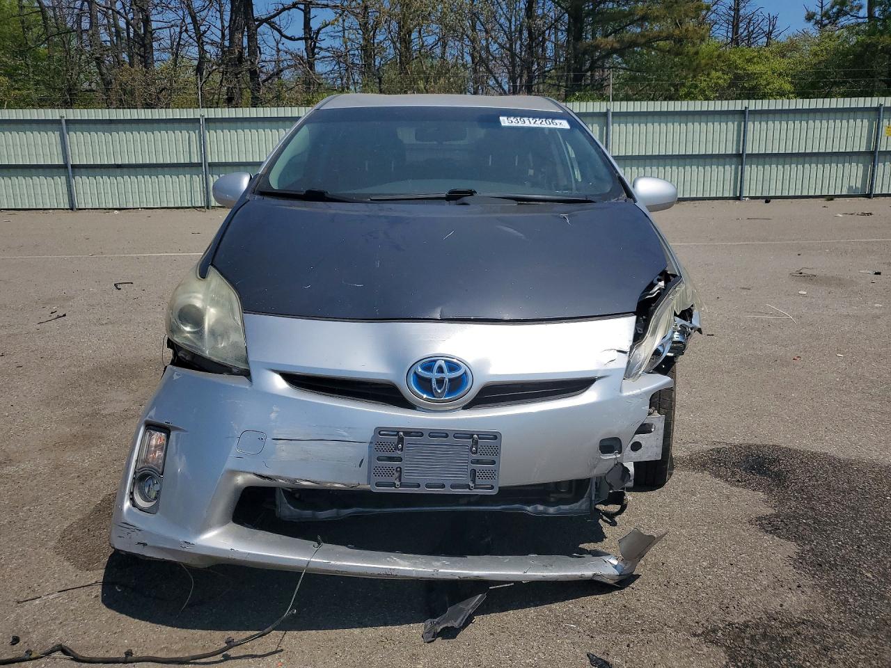2011 Toyota Prius Three Silver vin: JTDKN3DU9B0255029