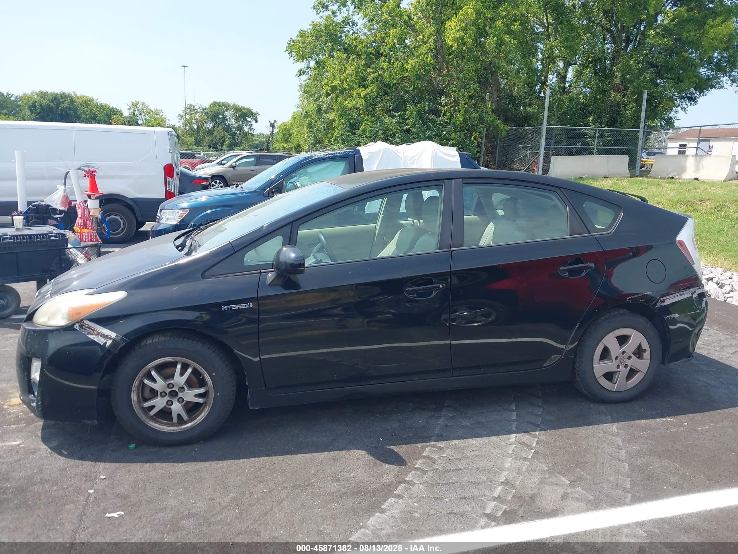 2011 Toyota Prius Three Black vin: JTDKN3DU9B0262174