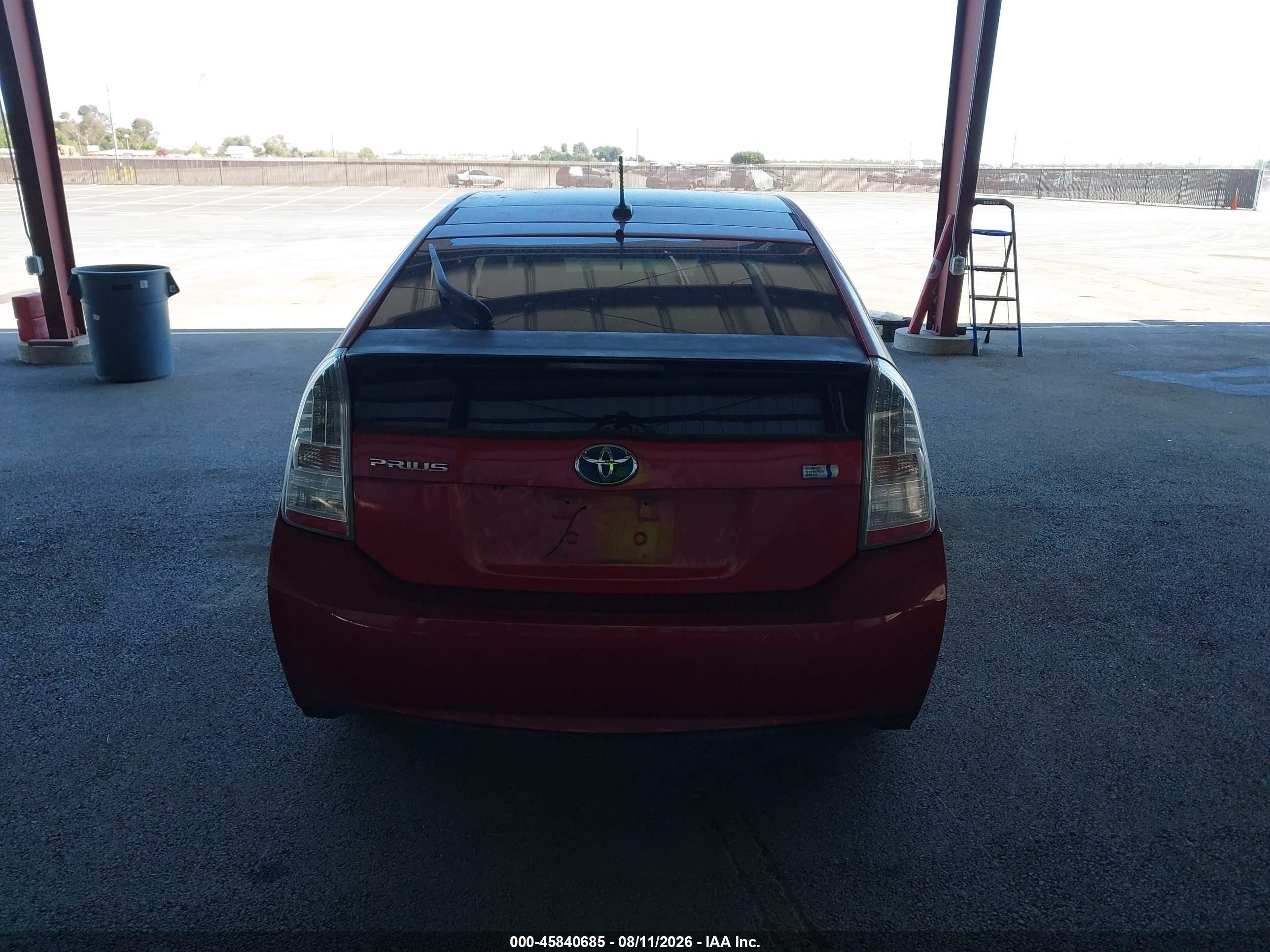 2011 Toyota Prius Three Red vin: JTDKN3DU9B0310675