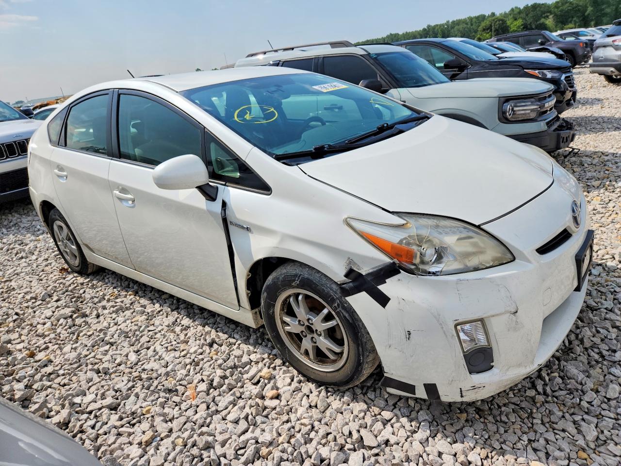 2011 Toyota Prius Two White vin: JTDKN3DU9B0328402