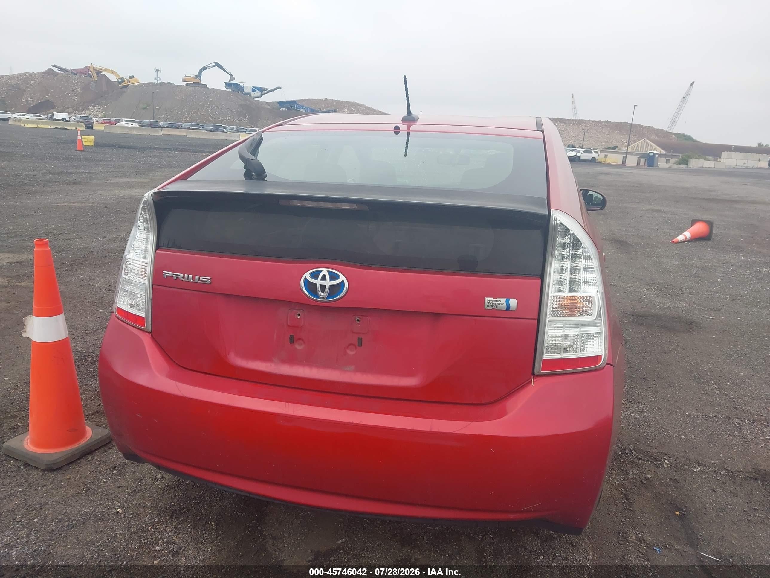 2011 Toyota Prius Two Красный vin: JTDKN3DU9B1379151