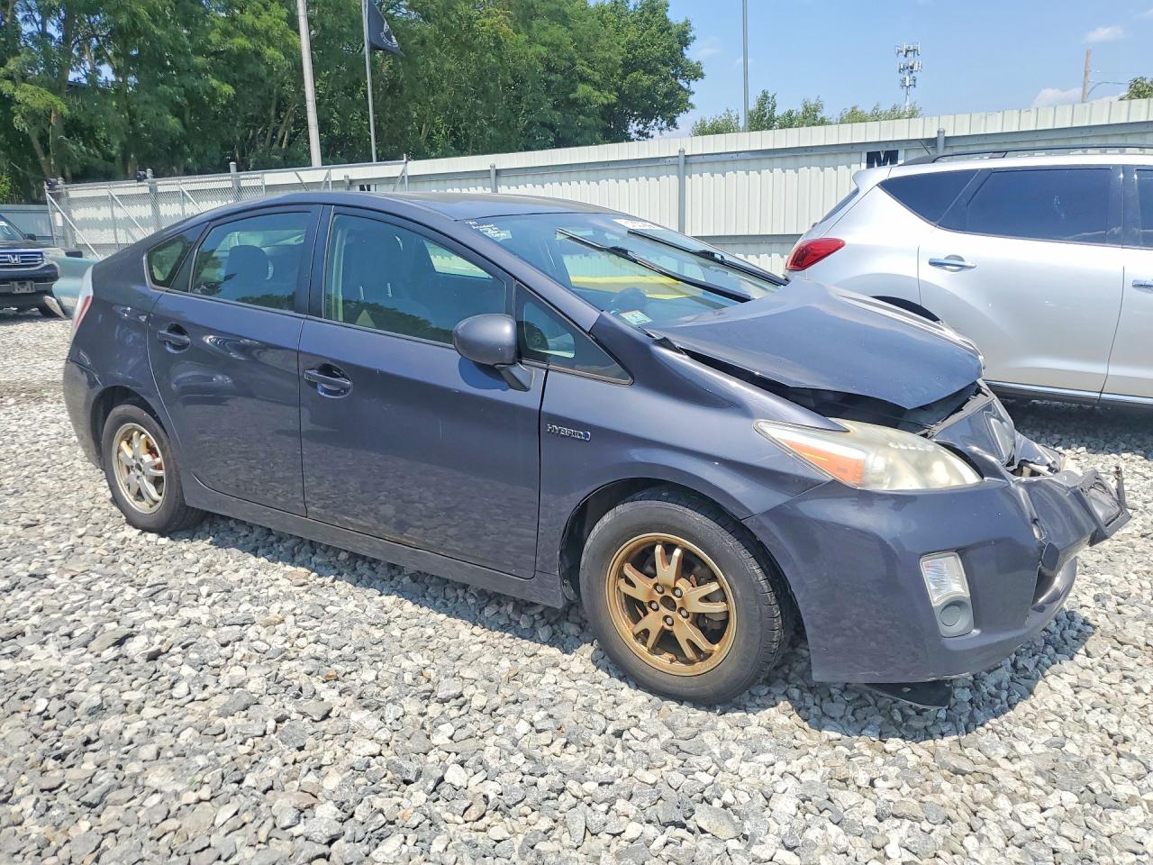 2011 Toyota Prius Two Gray vin: JTDKN3DU9B1381126