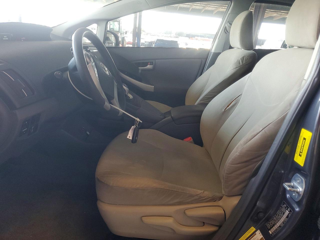 2011 Toyota Prius Three Gray vin: JTDKN3DU9B1409958