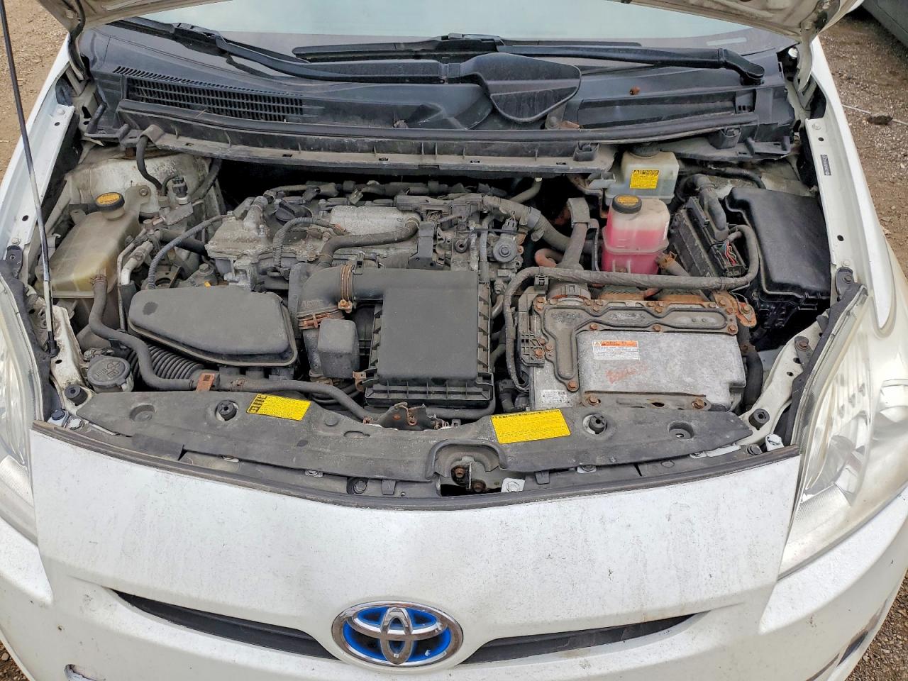 2011 Toyota Prius Two White vin: JTDKN3DU9B1415839