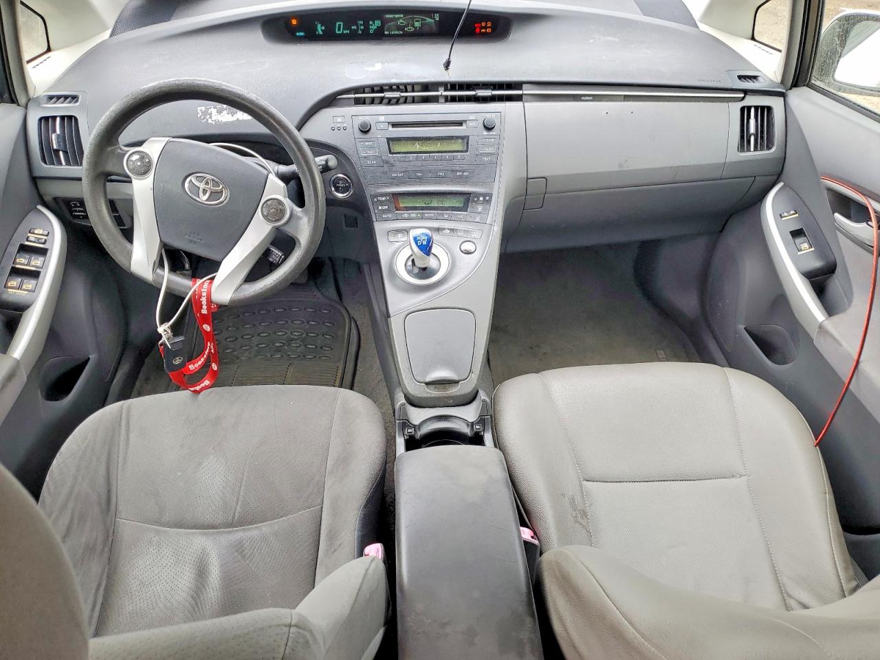 2011 Toyota Prius Two White vin: JTDKN3DU9B1415839