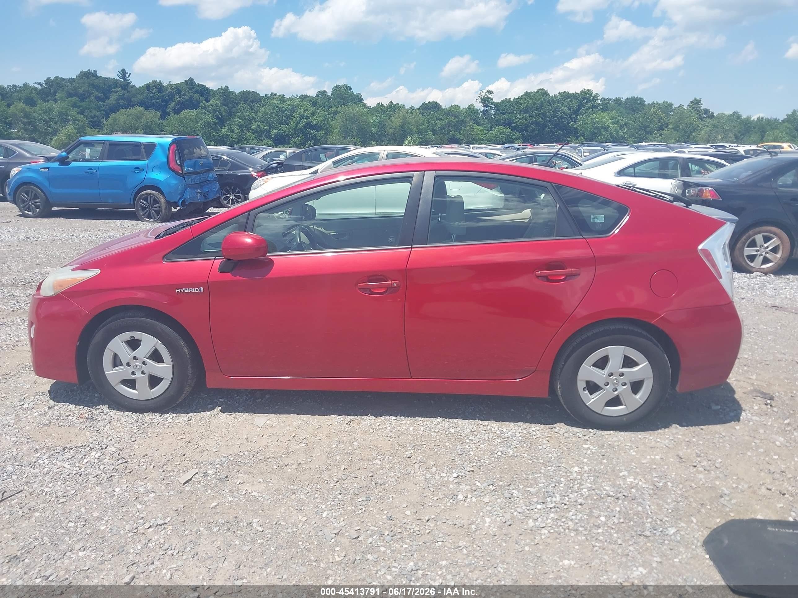2011 Toyota Prius Two Red vin: JTDKN3DU9B1473319