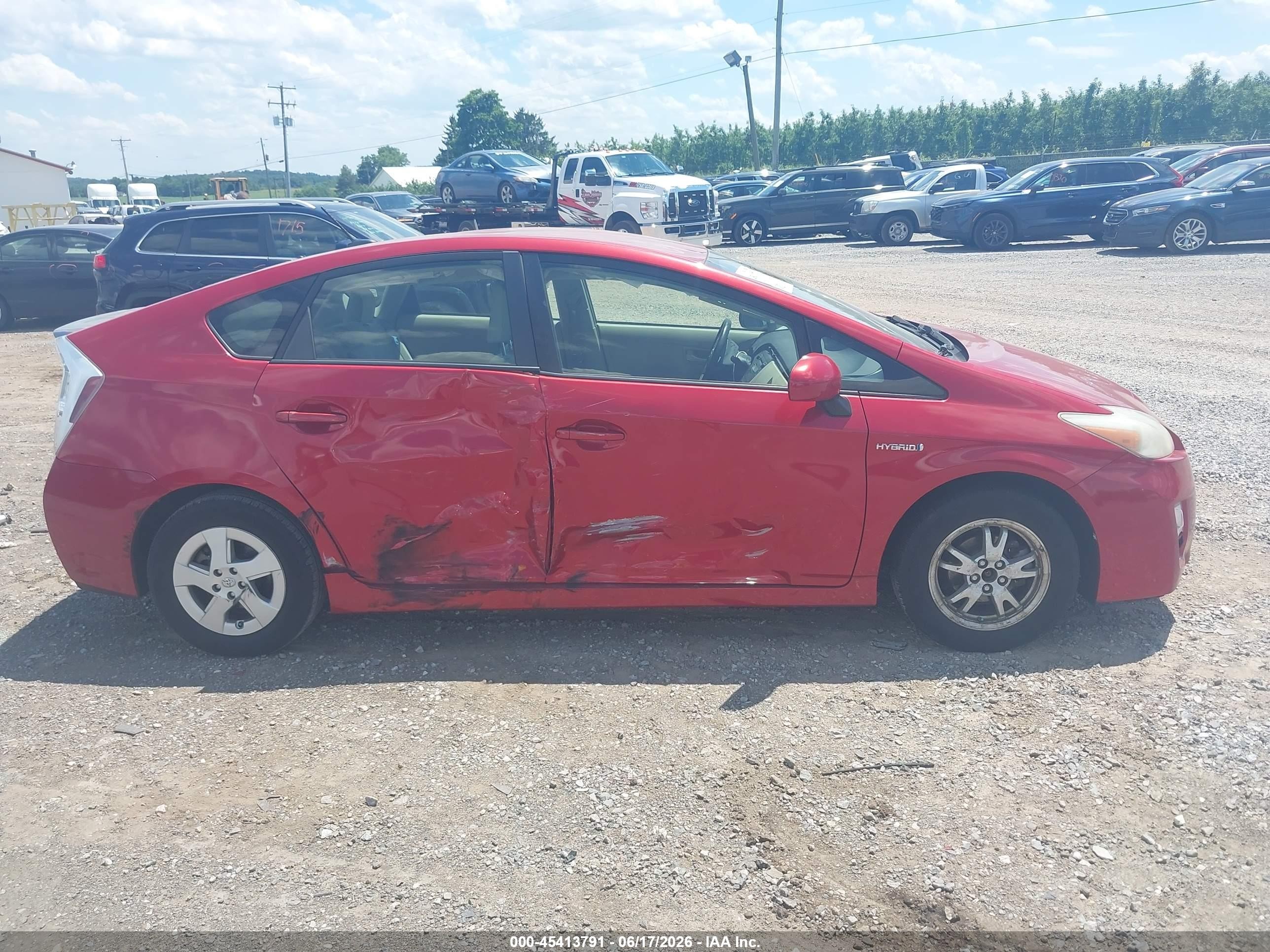 2011 Toyota Prius Two Red vin: JTDKN3DU9B1473319