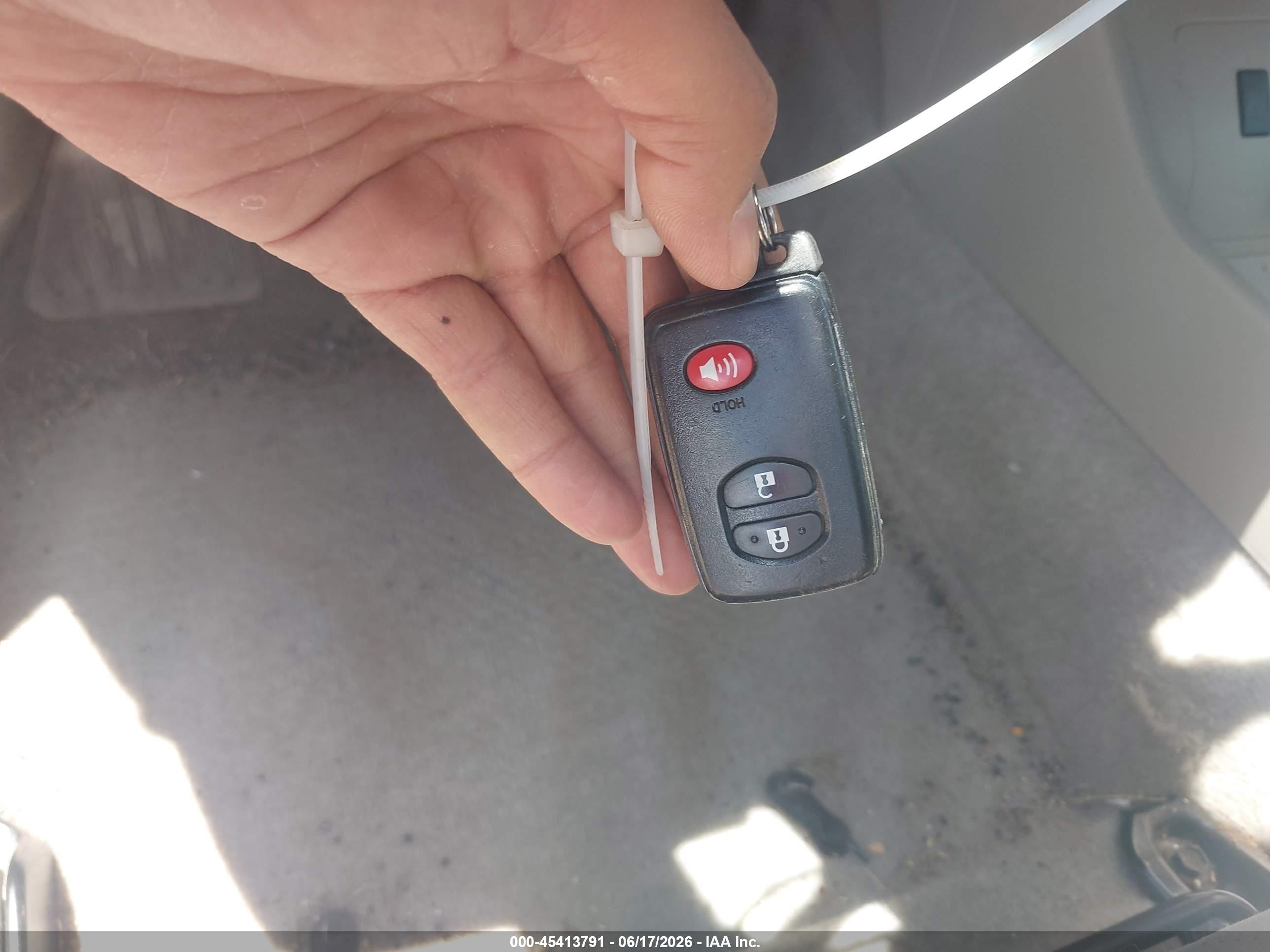 2011 Toyota Prius Two Red vin: JTDKN3DU9B1473319