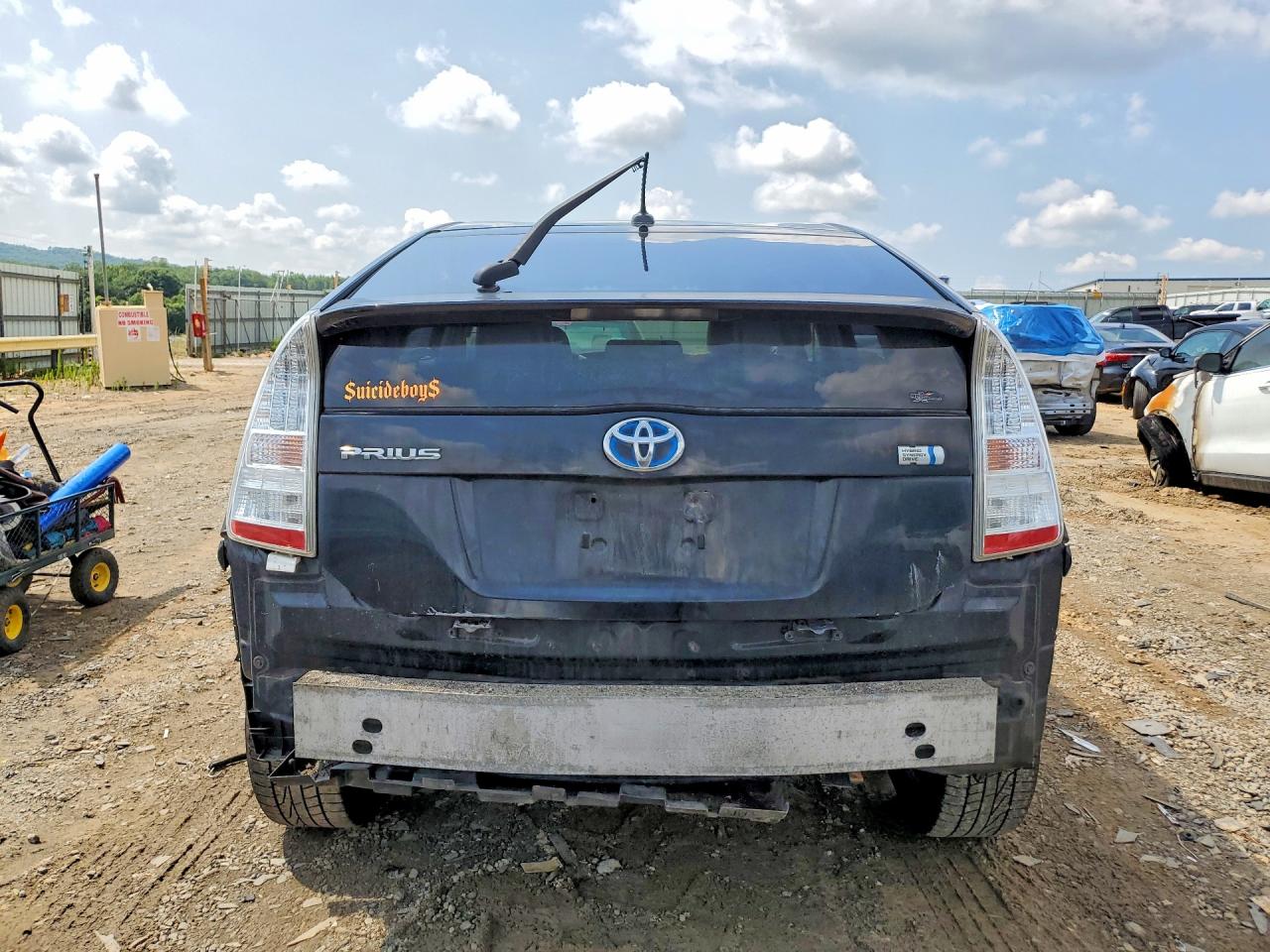 2011 Toyota Prius Three Black vin: JTDKN3DU9B5272352