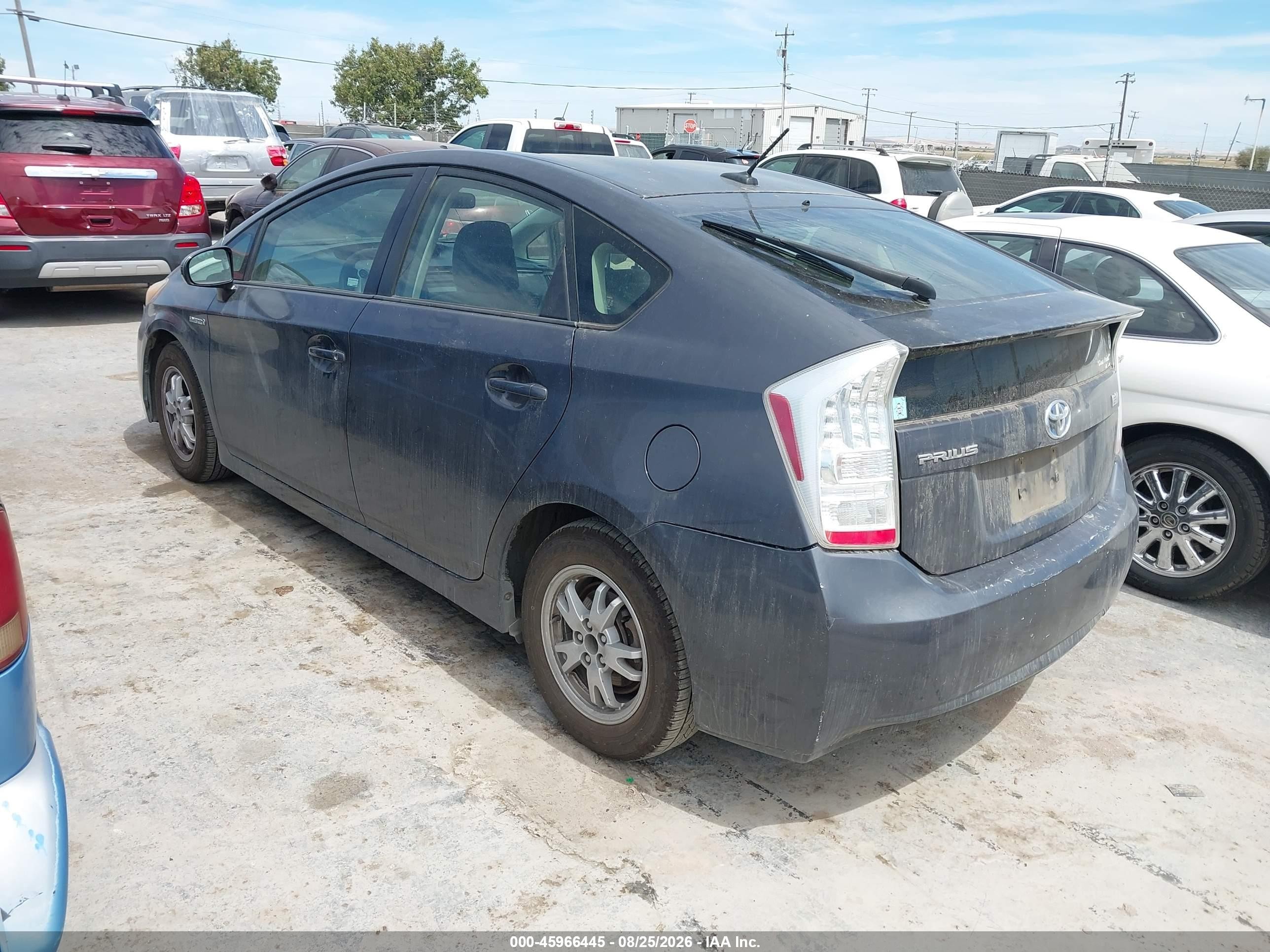 2011 Toyota Prius Two Серый vin: JTDKN3DU9B5311862