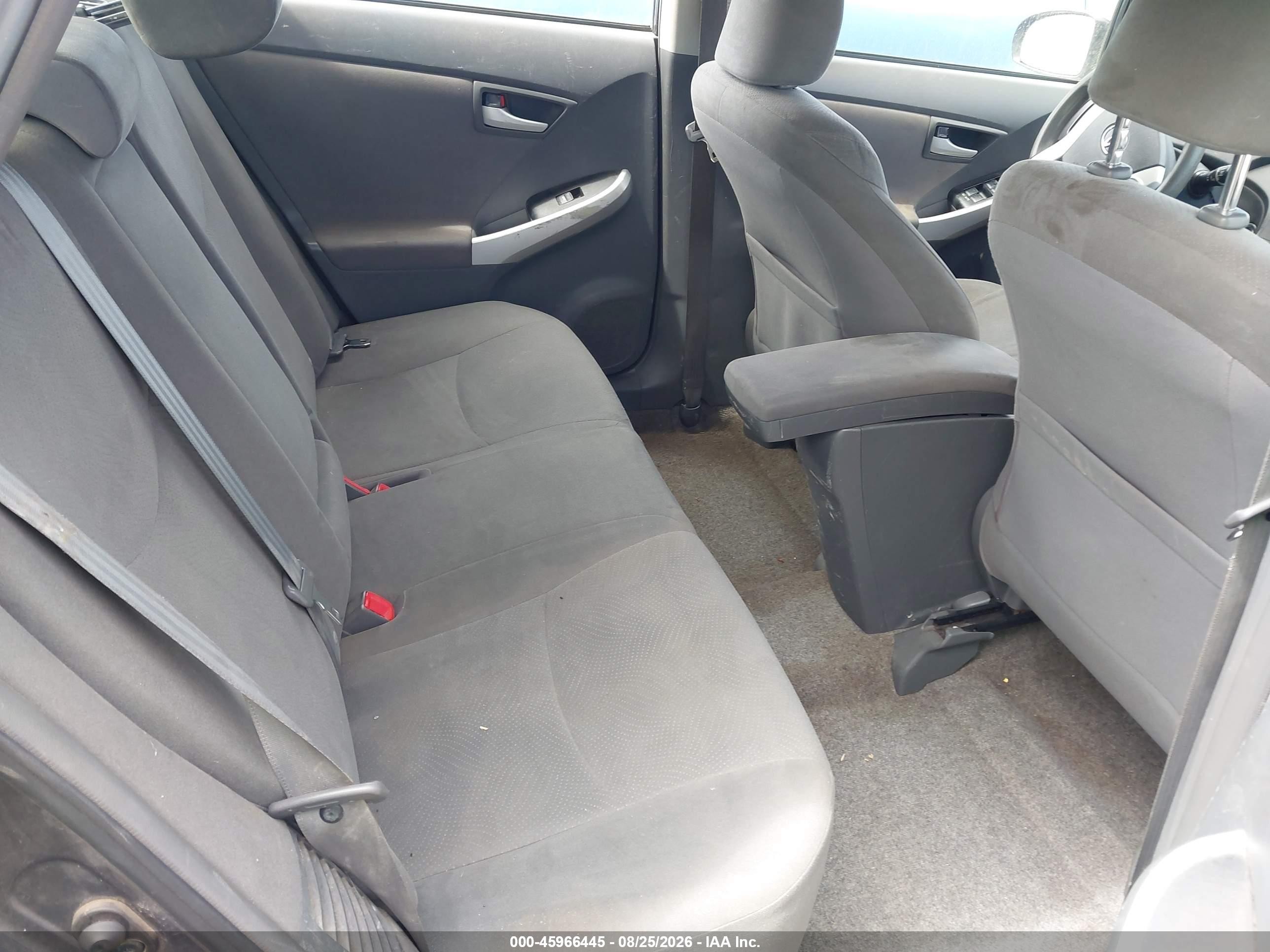 2011 Toyota Prius Two Серый vin: JTDKN3DU9B5311862