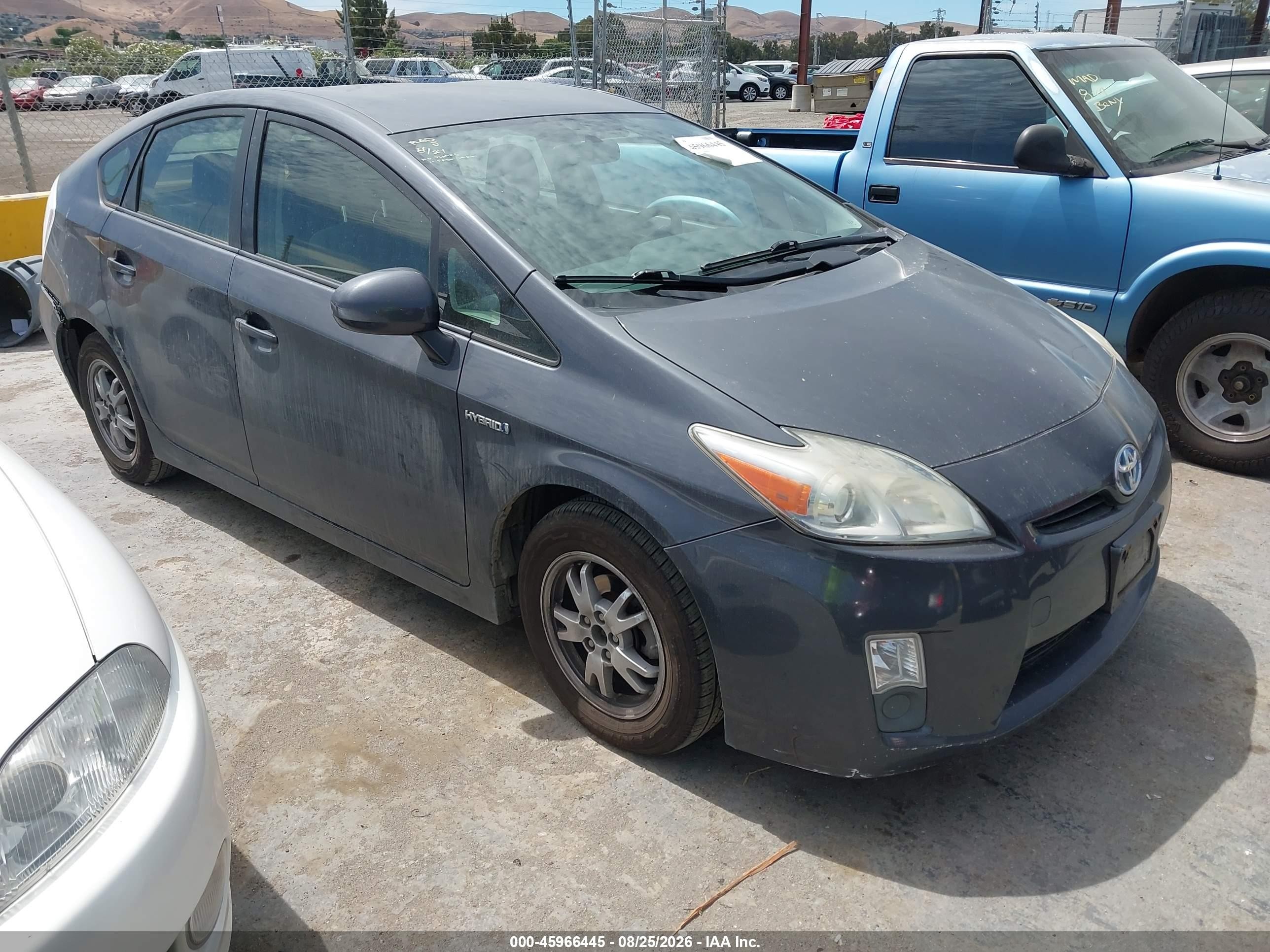 2011 Toyota Prius Two Gray vin: JTDKN3DU9B5311862