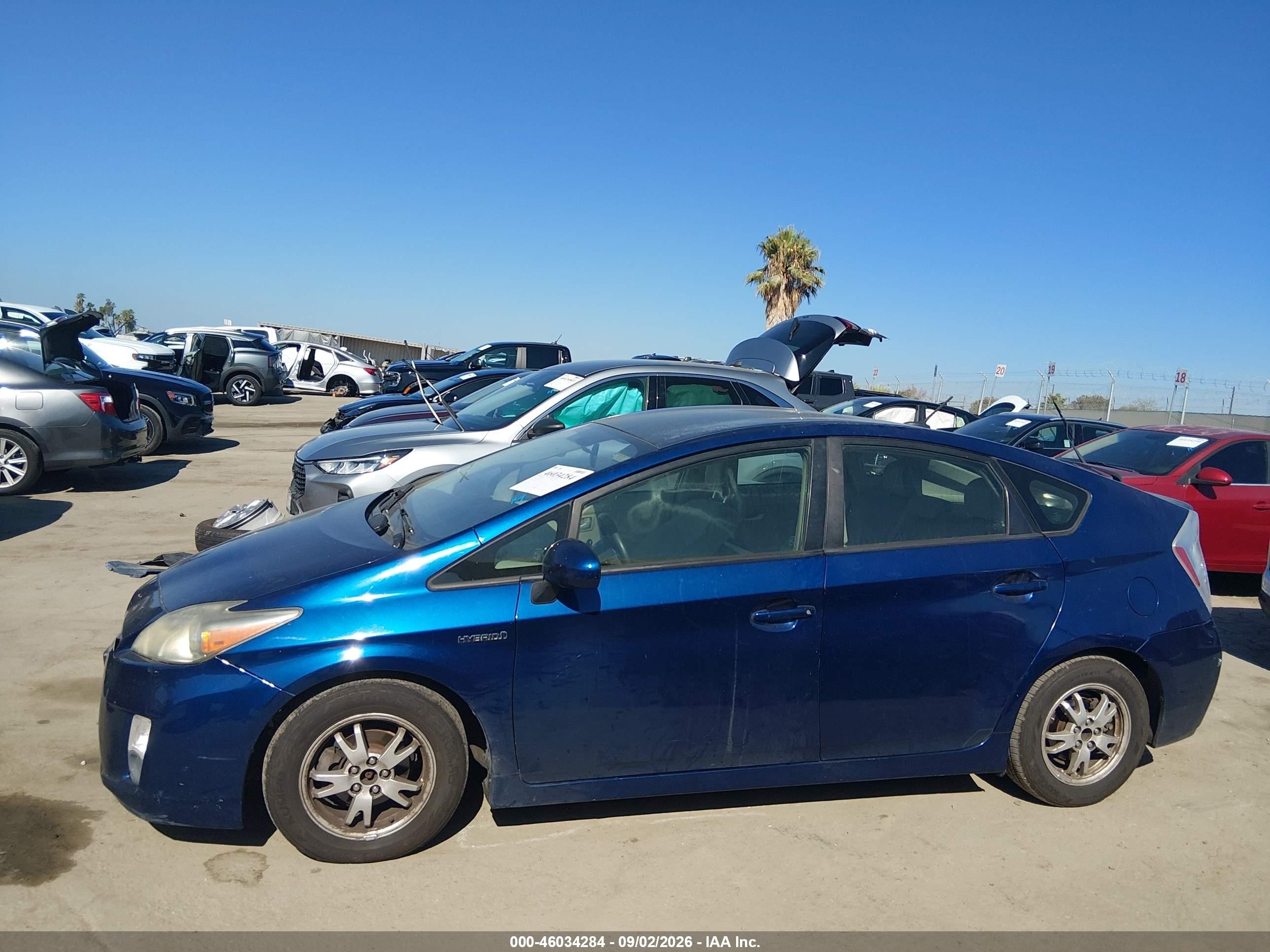 2011 Toyota Prius Three Blue vin: JTDKN3DU9B5334820