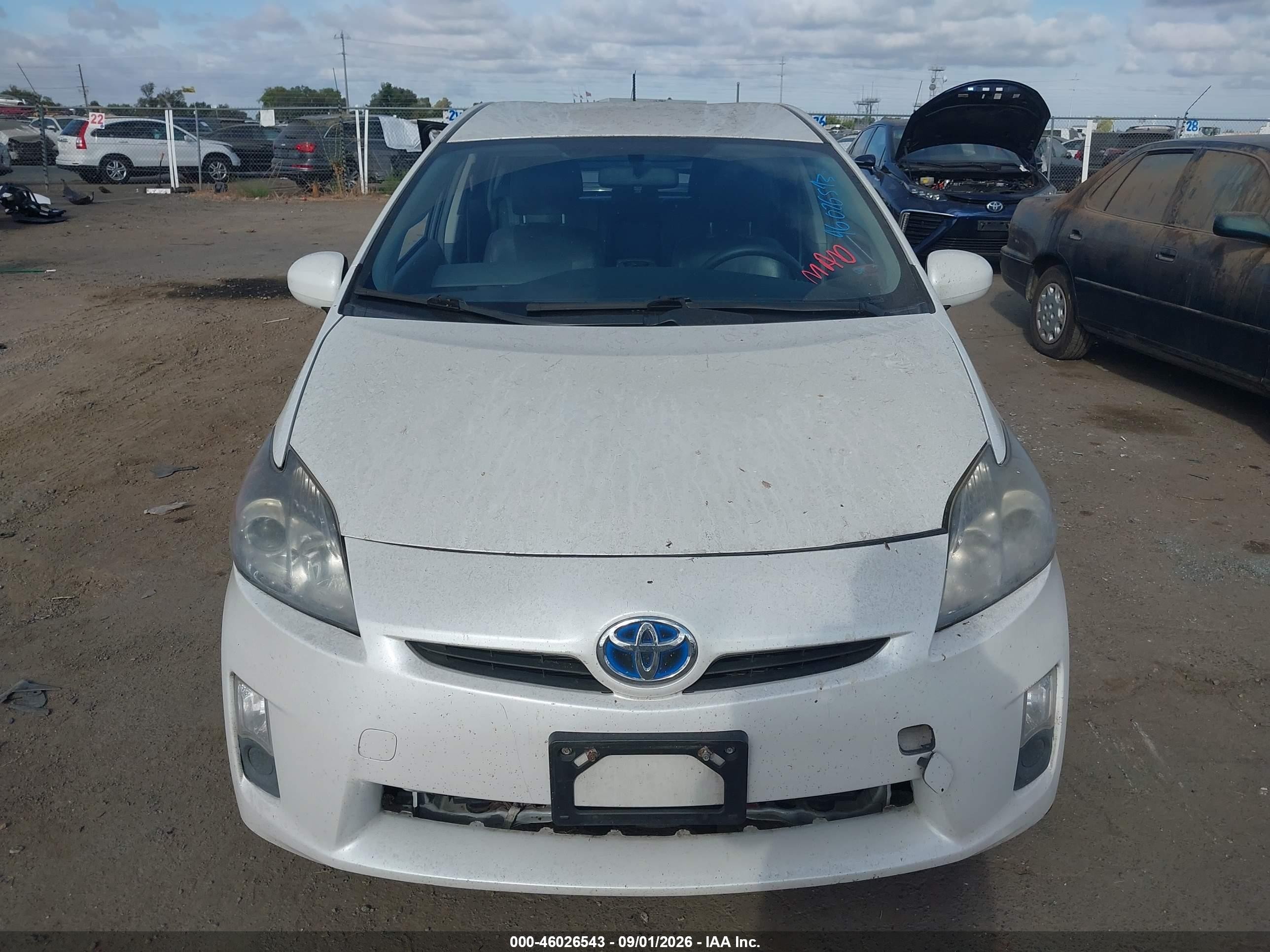 2011 Toyota Prius Two White vin: JTDKN3DU9B5337667