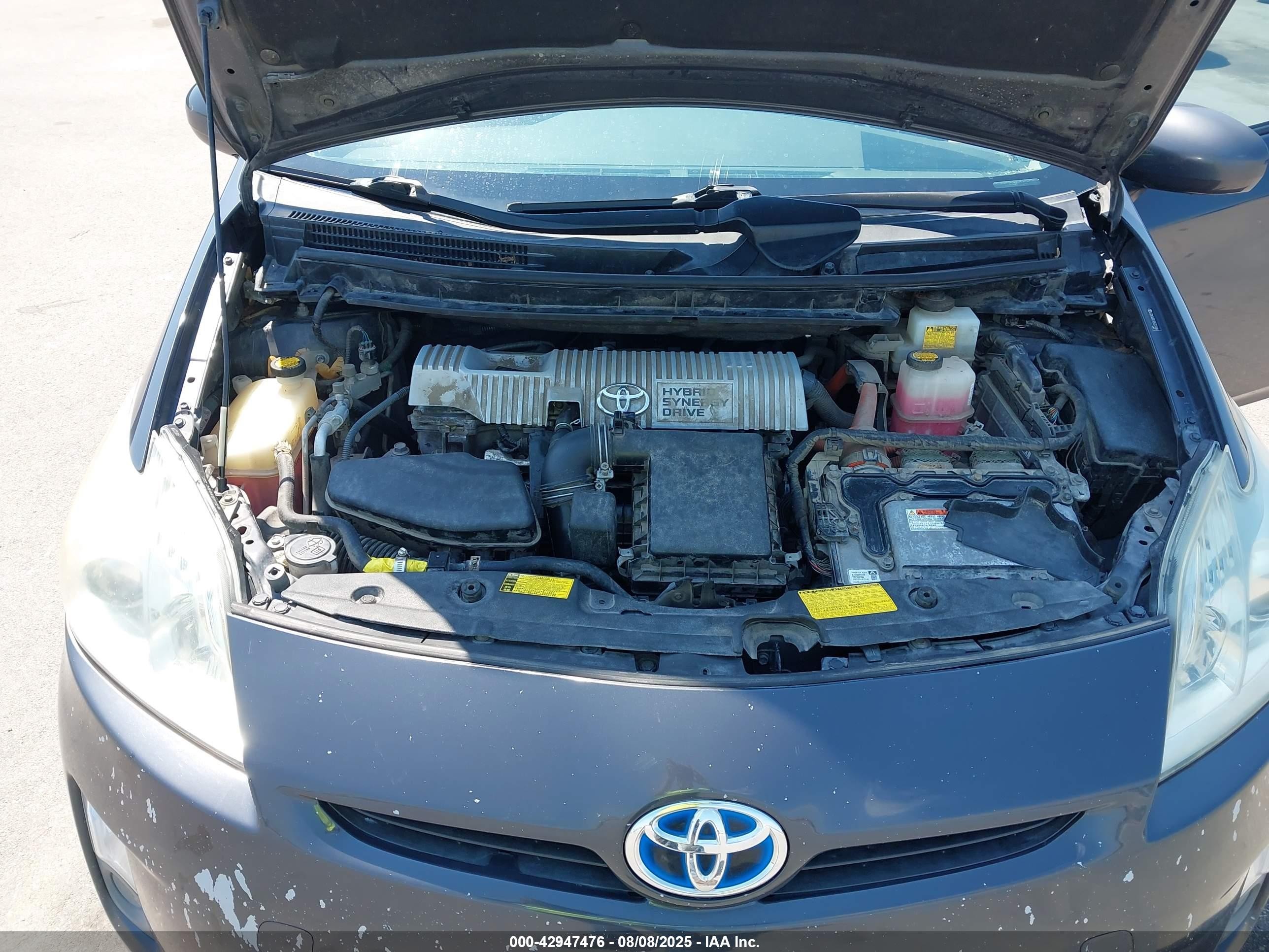2011 Toyota Prius Three Серый vin: JTDKN3DU9B5339984