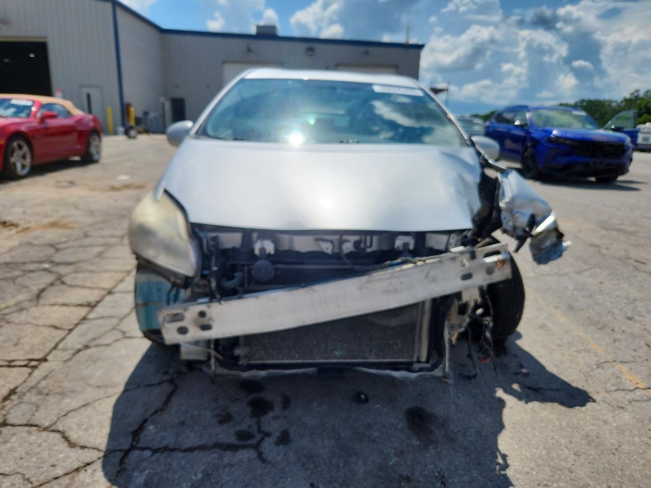 2011 Toyota Prius Two Silver vin: JTDKN3DU9B5342335