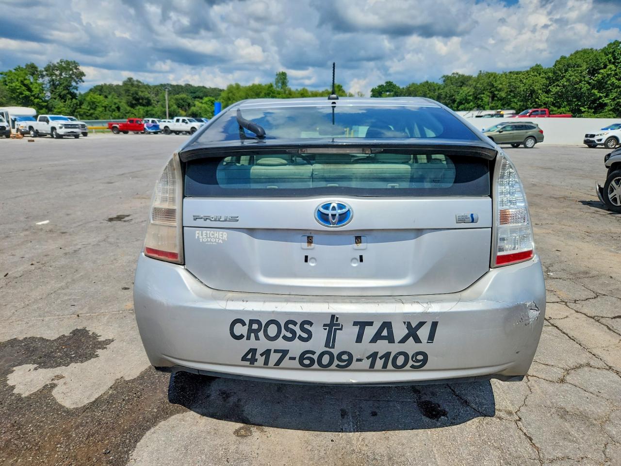 2011 Toyota Prius Two Silver vin: JTDKN3DU9B5342335