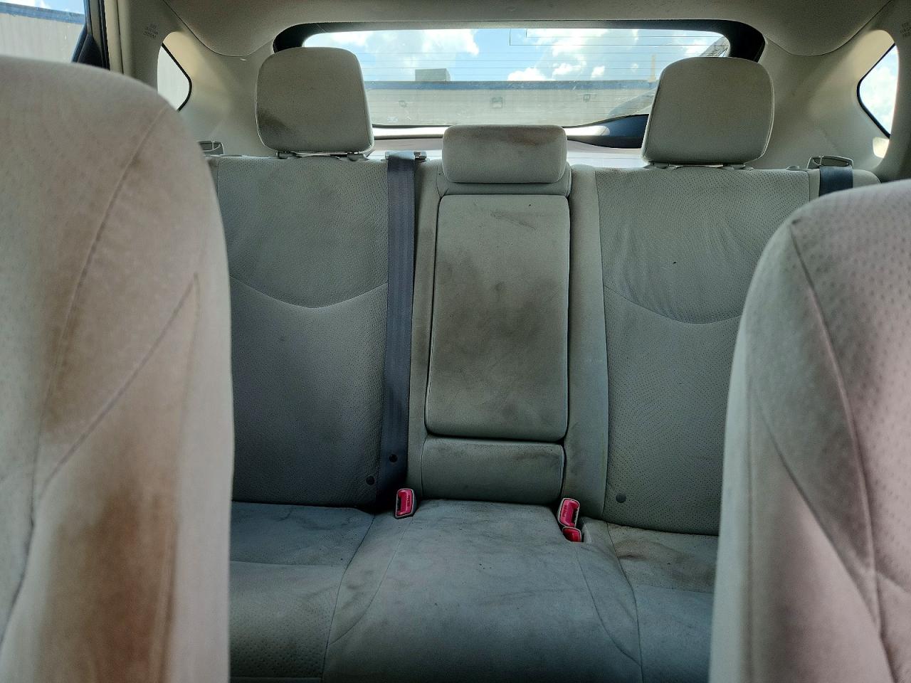 2011 Toyota Prius Two Silver vin: JTDKN3DU9B5342335