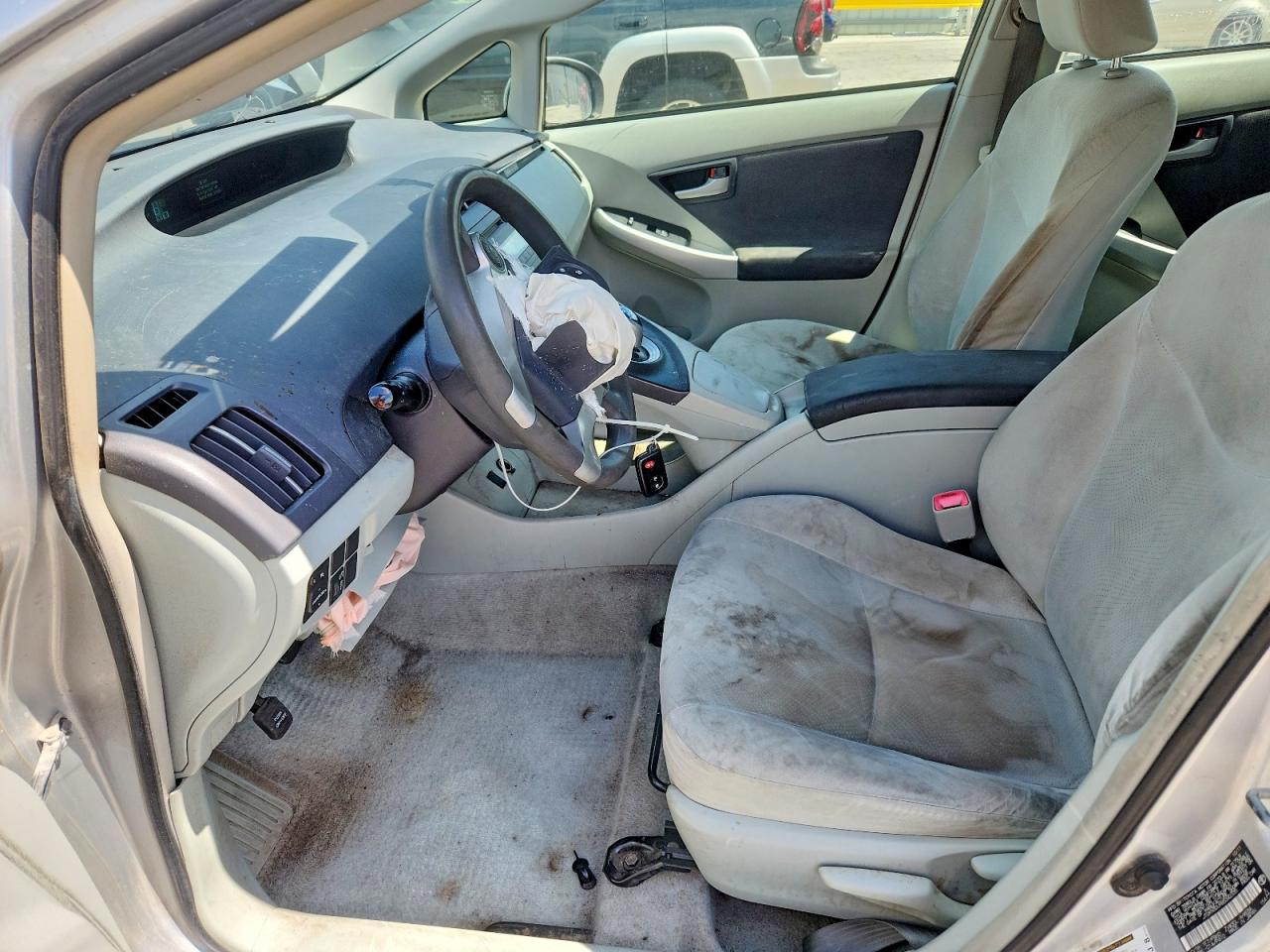 2011 Toyota Prius Two Silver vin: JTDKN3DU9B5342335