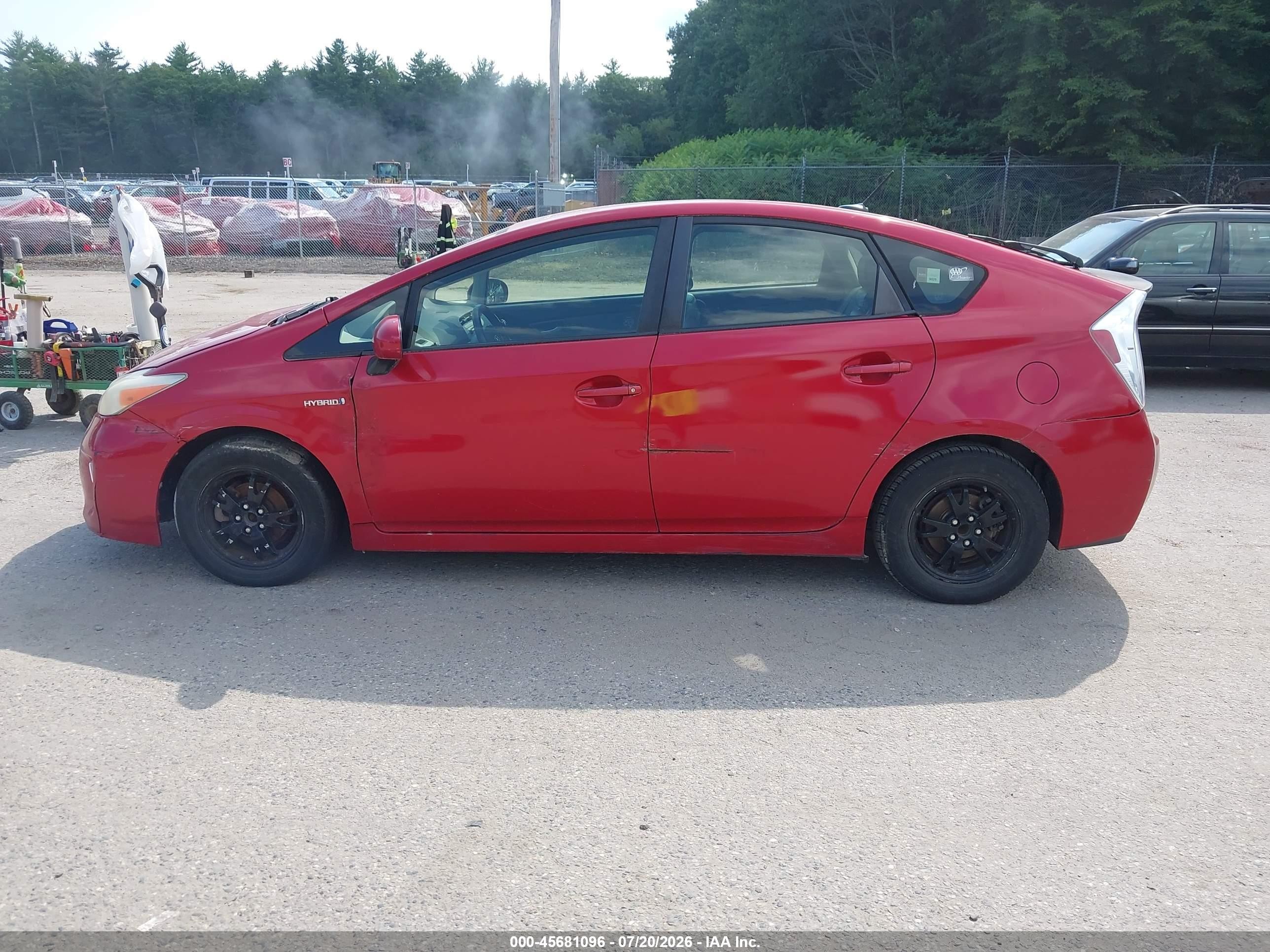 2012 Toyota Prius Four Red vin: JTDKN3DU9C1559604