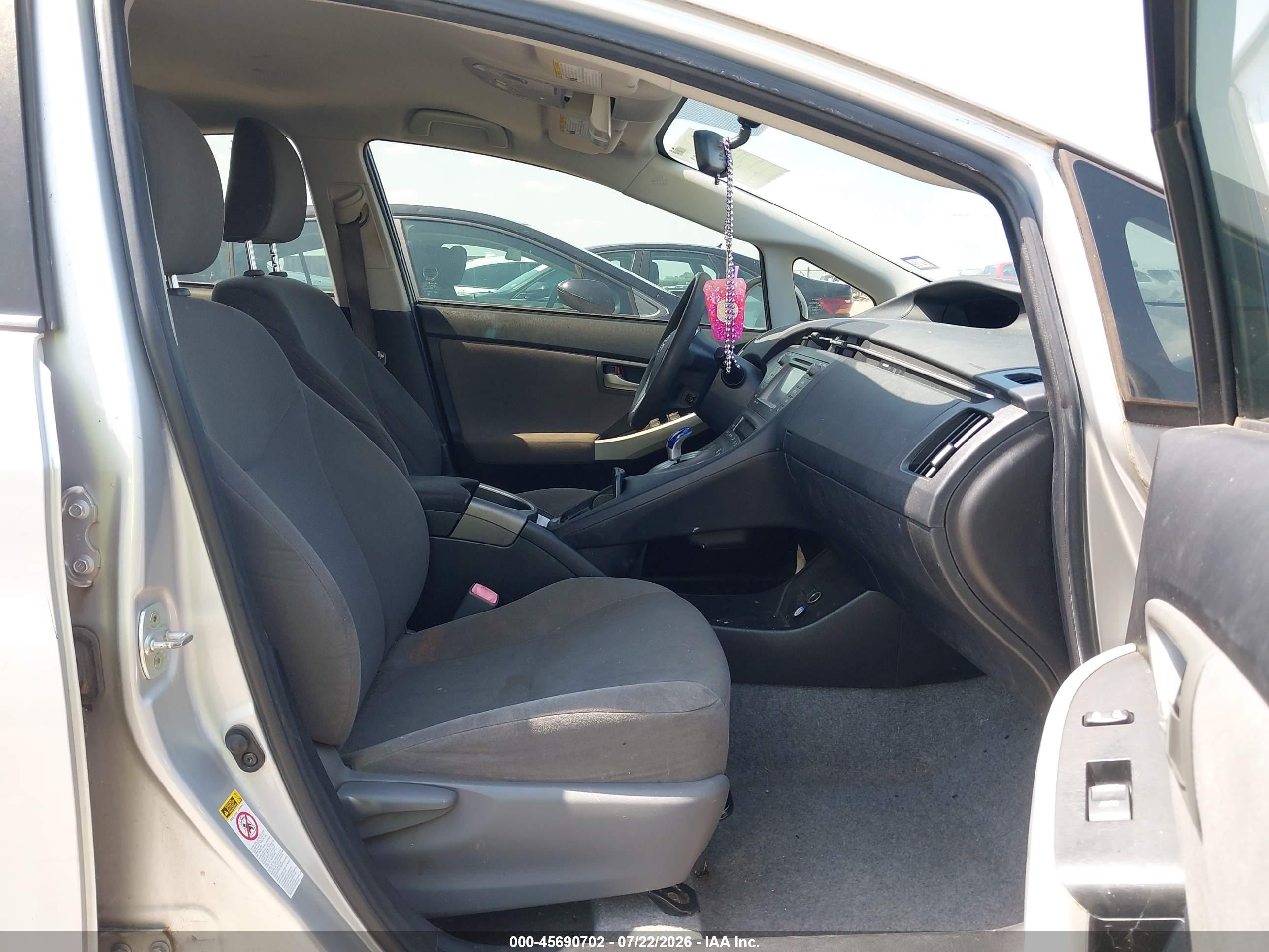 2012 Toyota Prius Three Silver vin: JTDKN3DU9C1614892