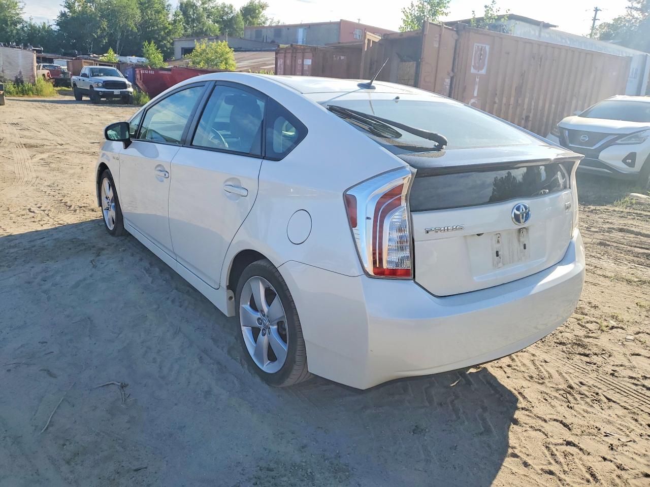 2012 Toyota Prius One White vin: JTDKN3DU9C5380472